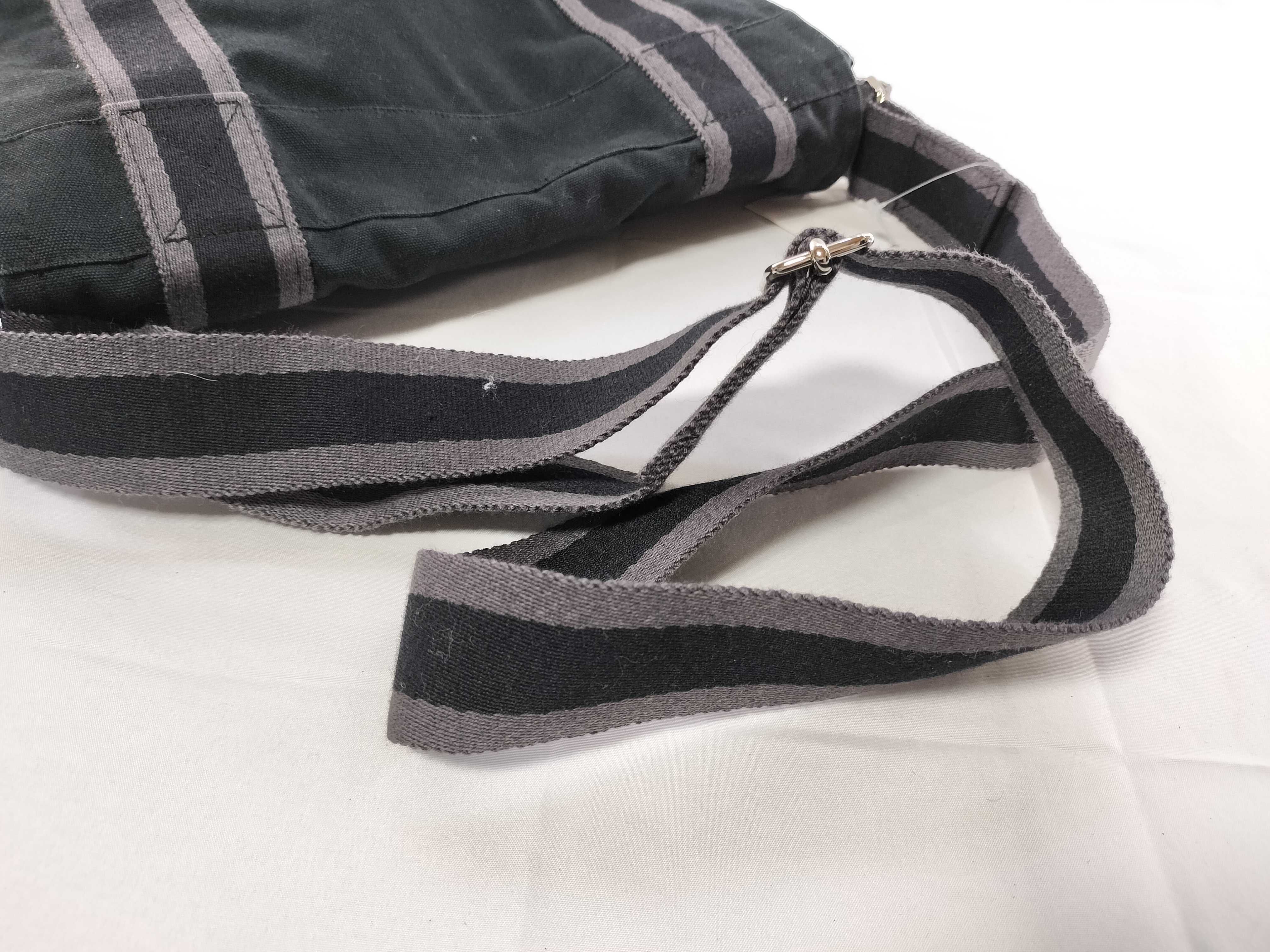 Fourre-Tout Shoulder Bag — view 3