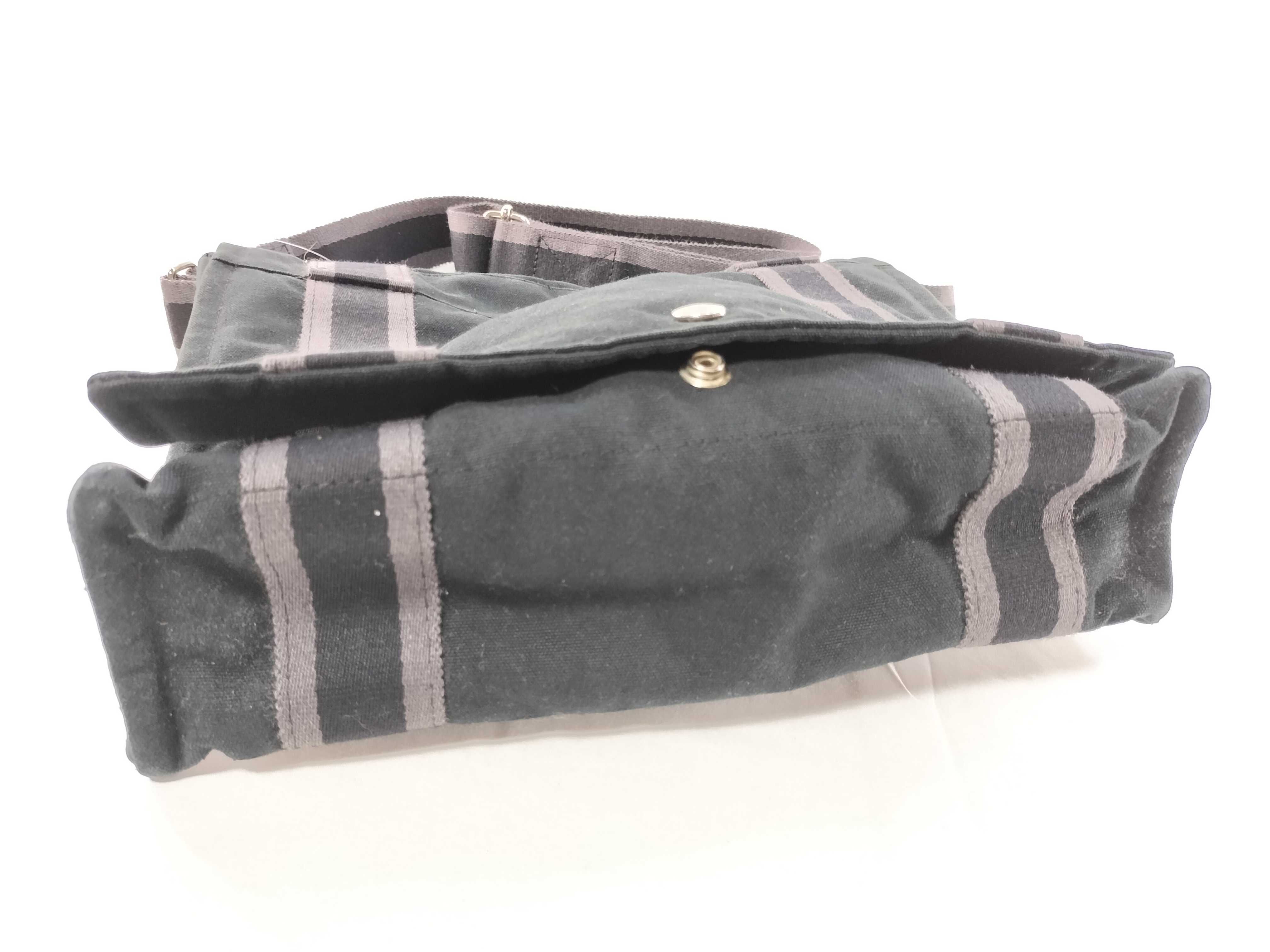 Fourre-Tout Shoulder Bag — view 7