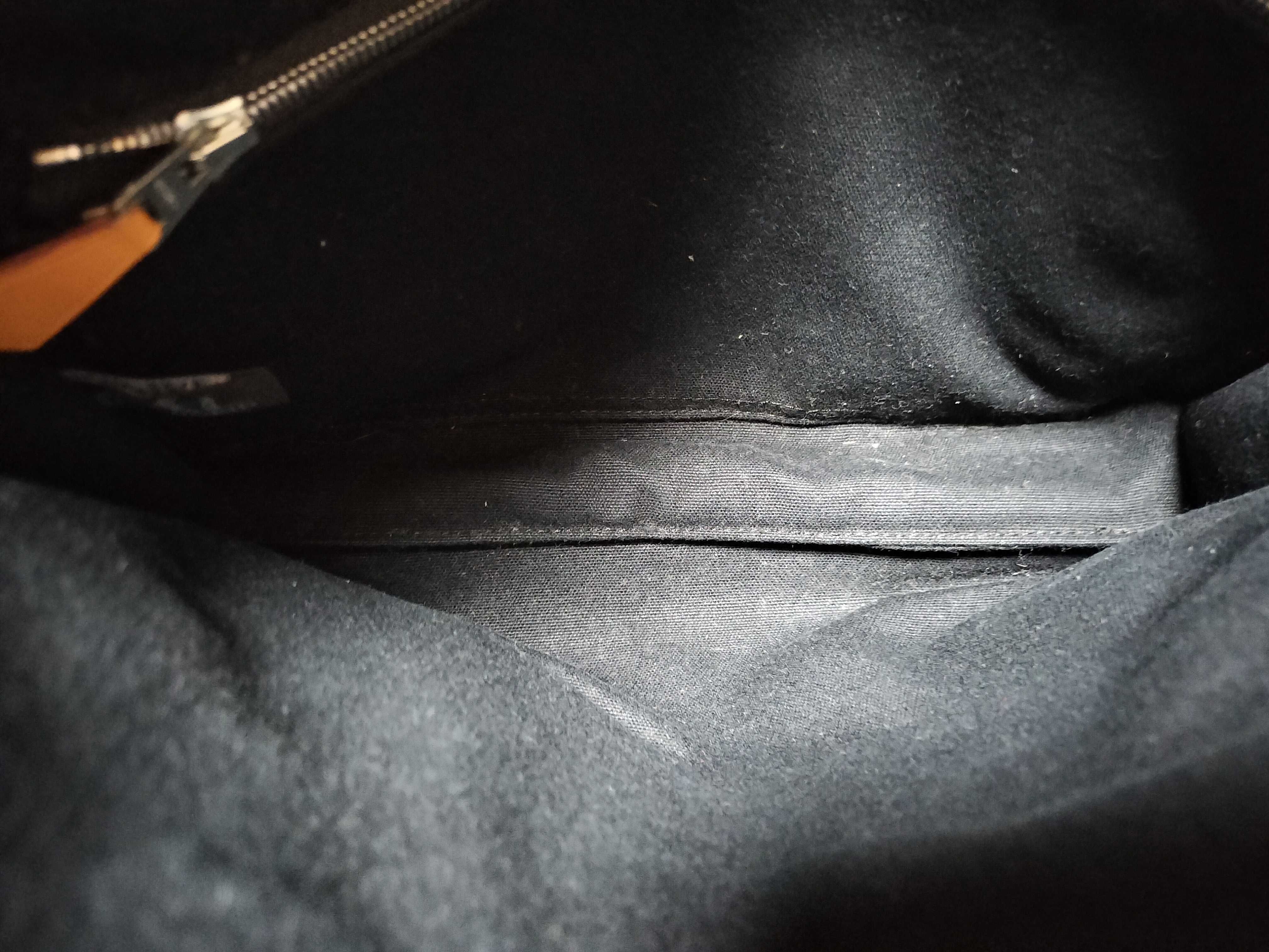 Fourre-Tout Shoulder Bag — view 10