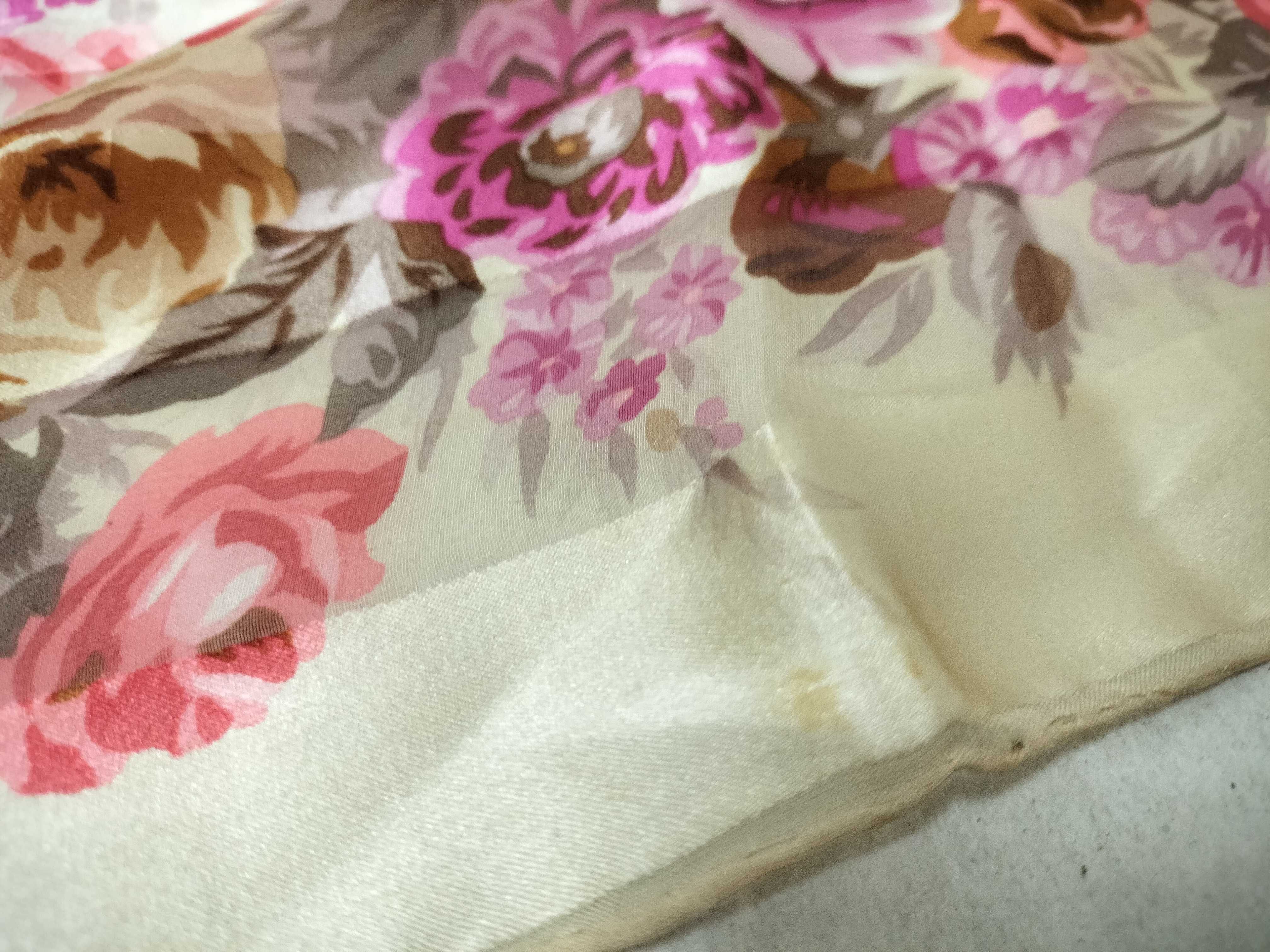 scarf, floral pattern, and other accessories. — view 6