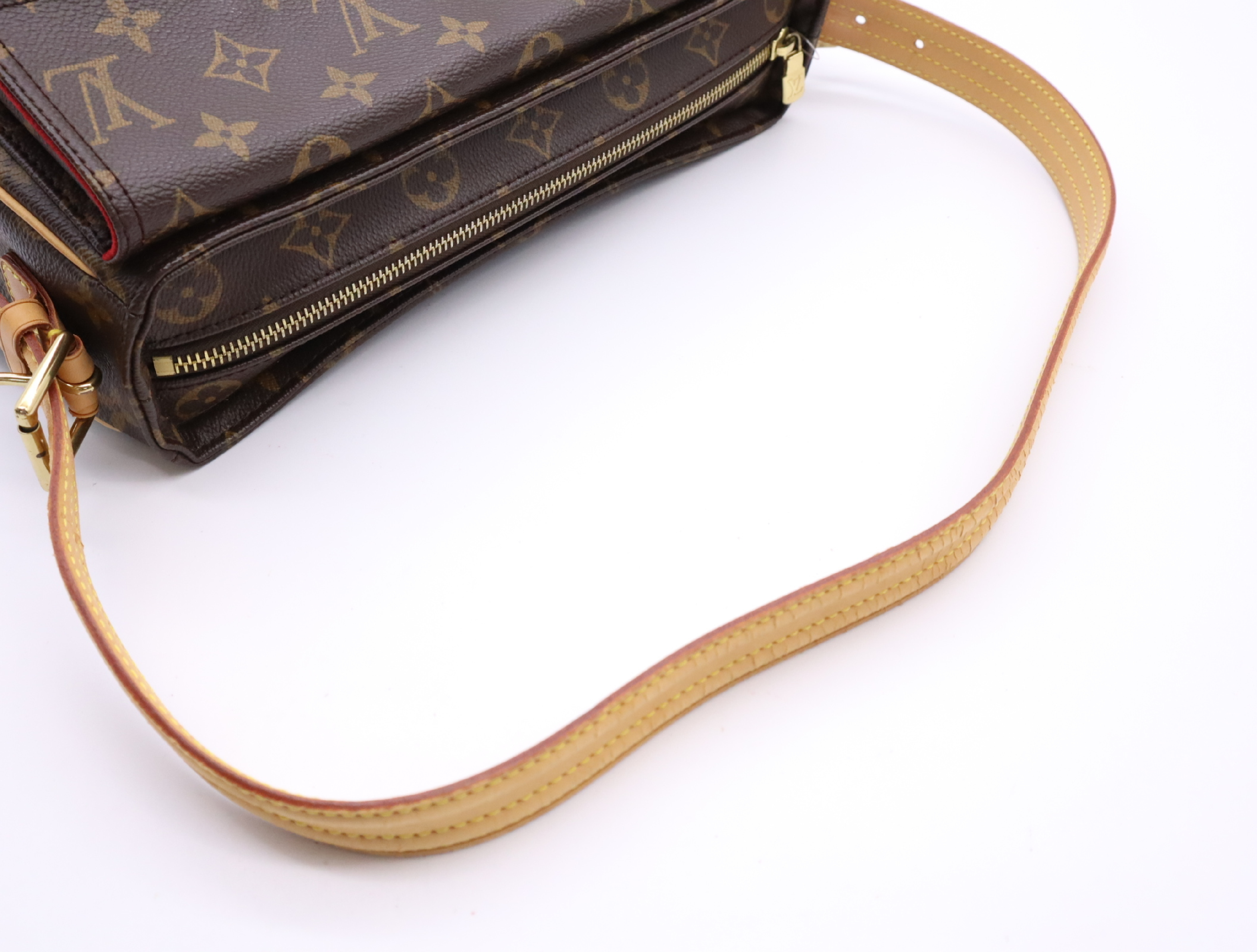 M51164 Monogram Viva Cite MM Handbag — view 12