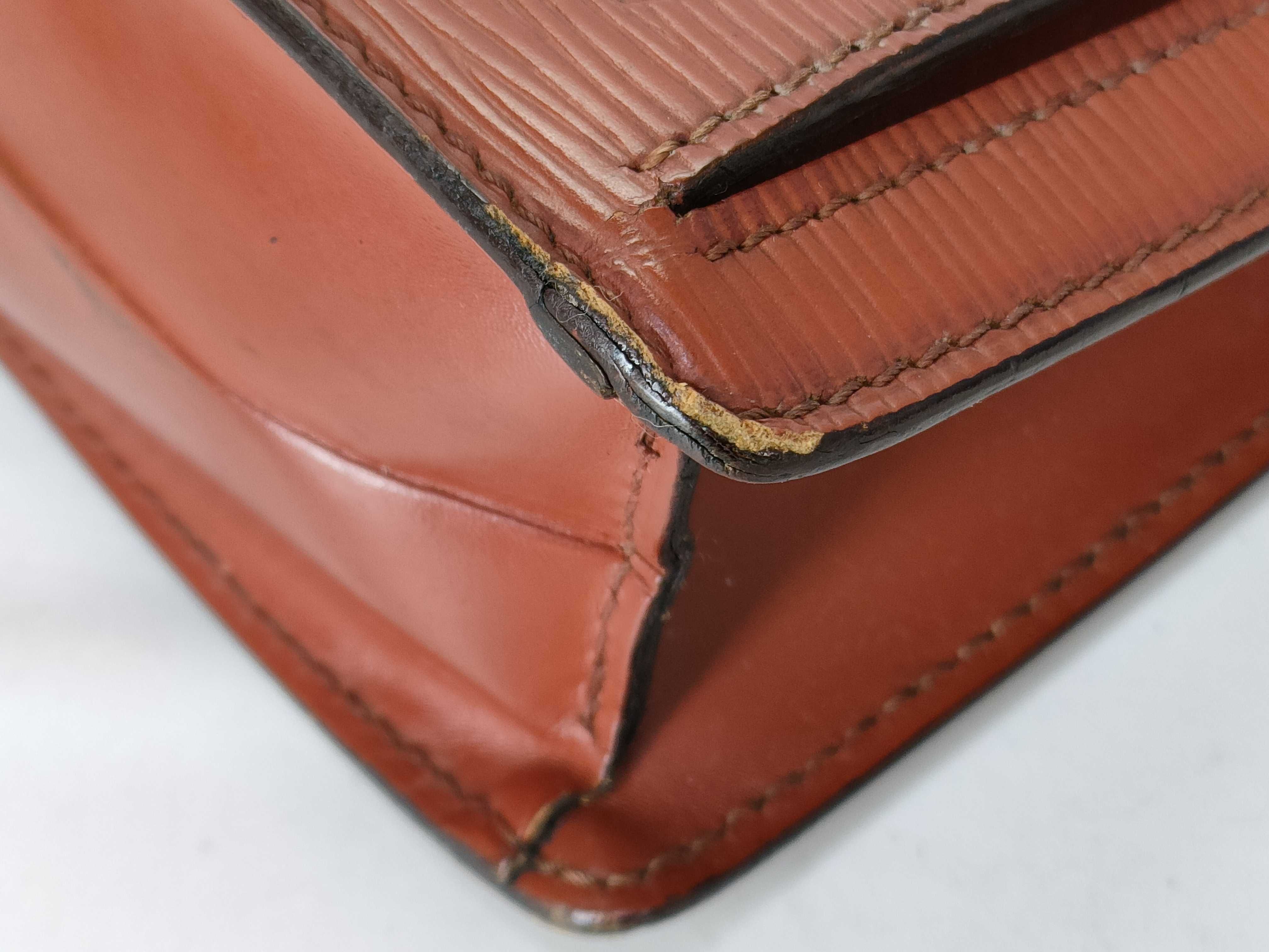 Epi Leather M52613 Pochette Sellier Dragonne MI881 (Second Bag) - Includes dust bag and key. — view 6