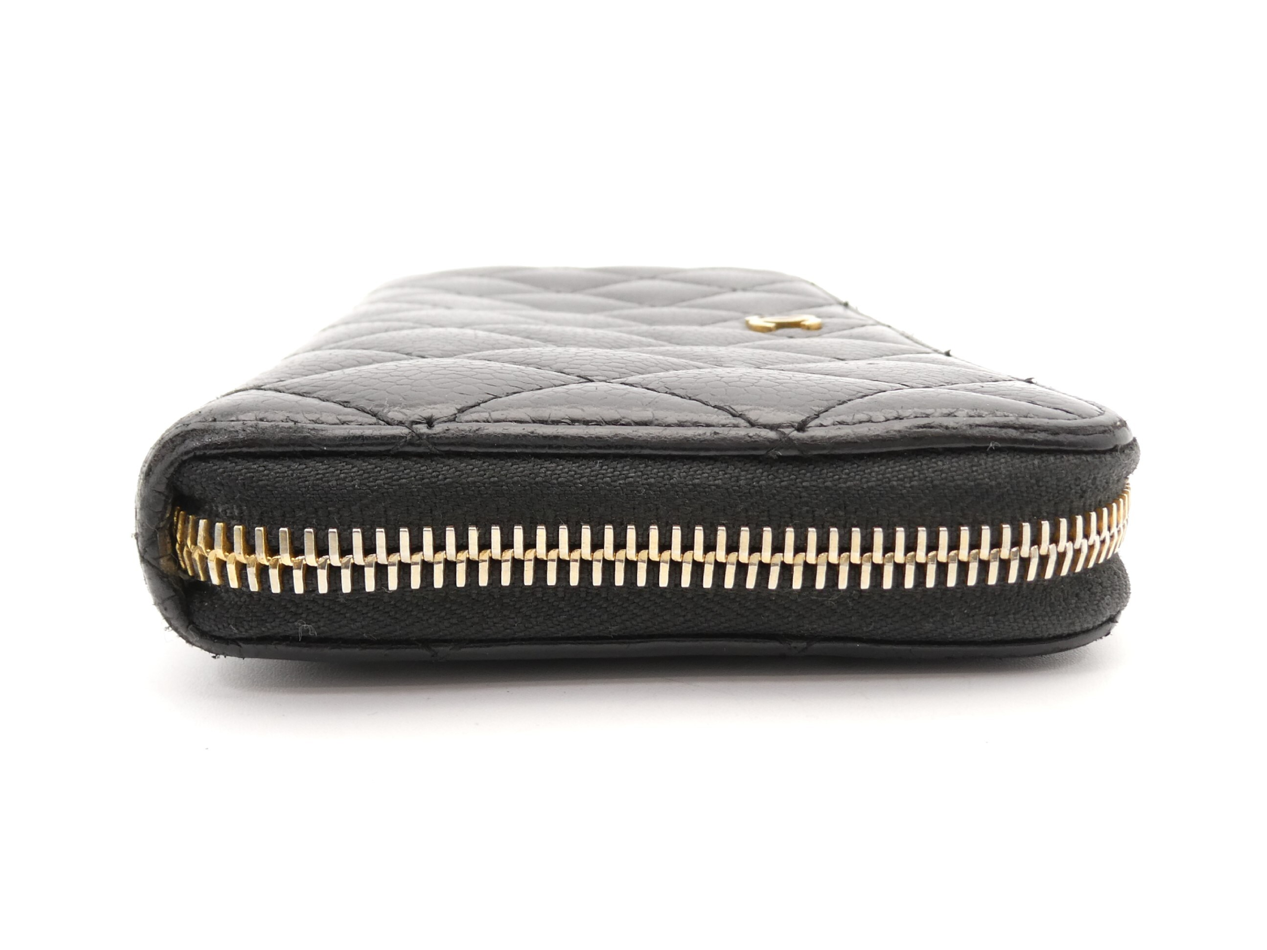 Matelassé Coco Mark Caviar Skin Round Zip Wallet — view 4