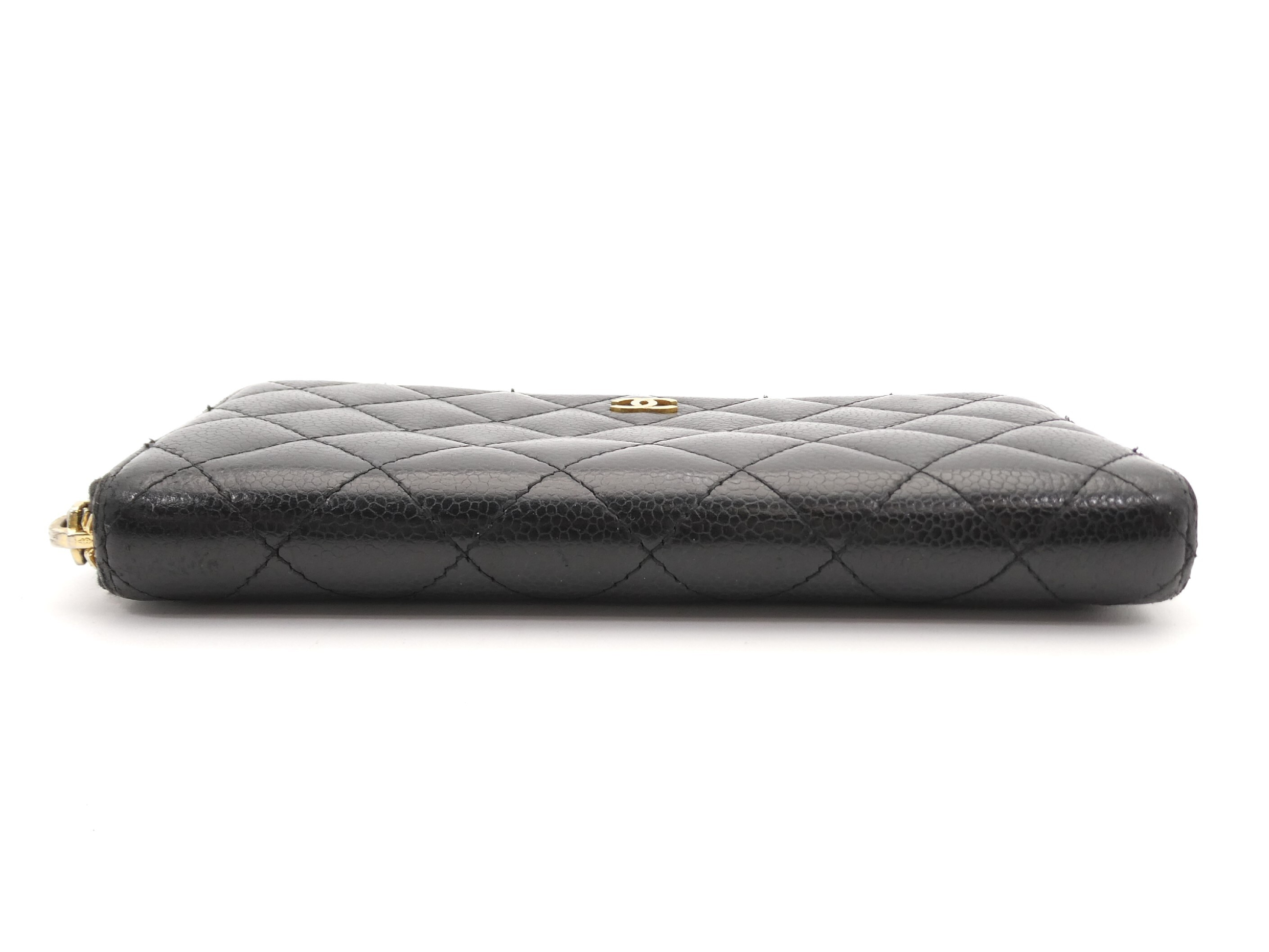 Matelassé Coco Mark Caviar Skin Round Zip Wallet — view 5