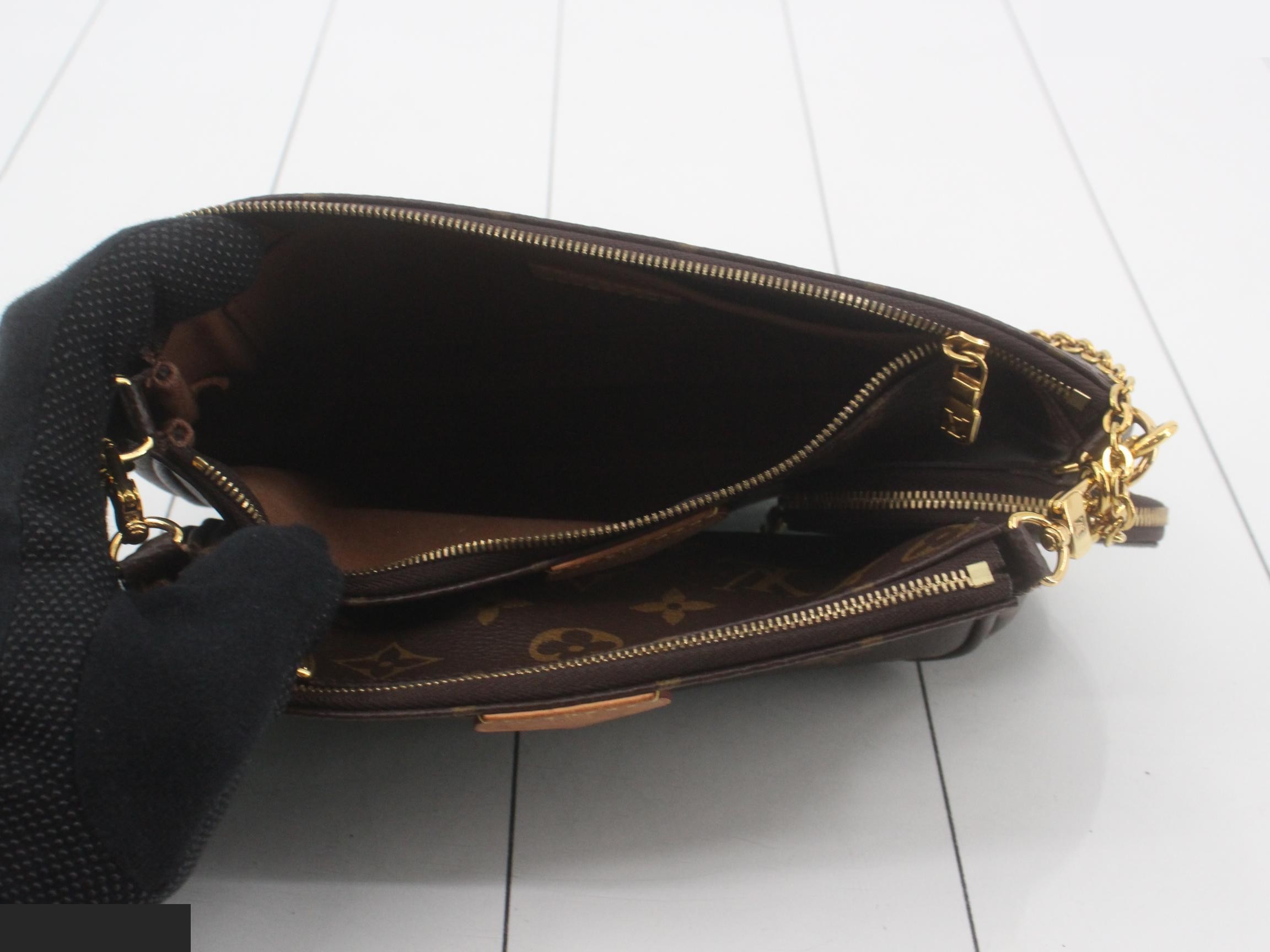 Multi Pochette Accessoires Khaki — view 4