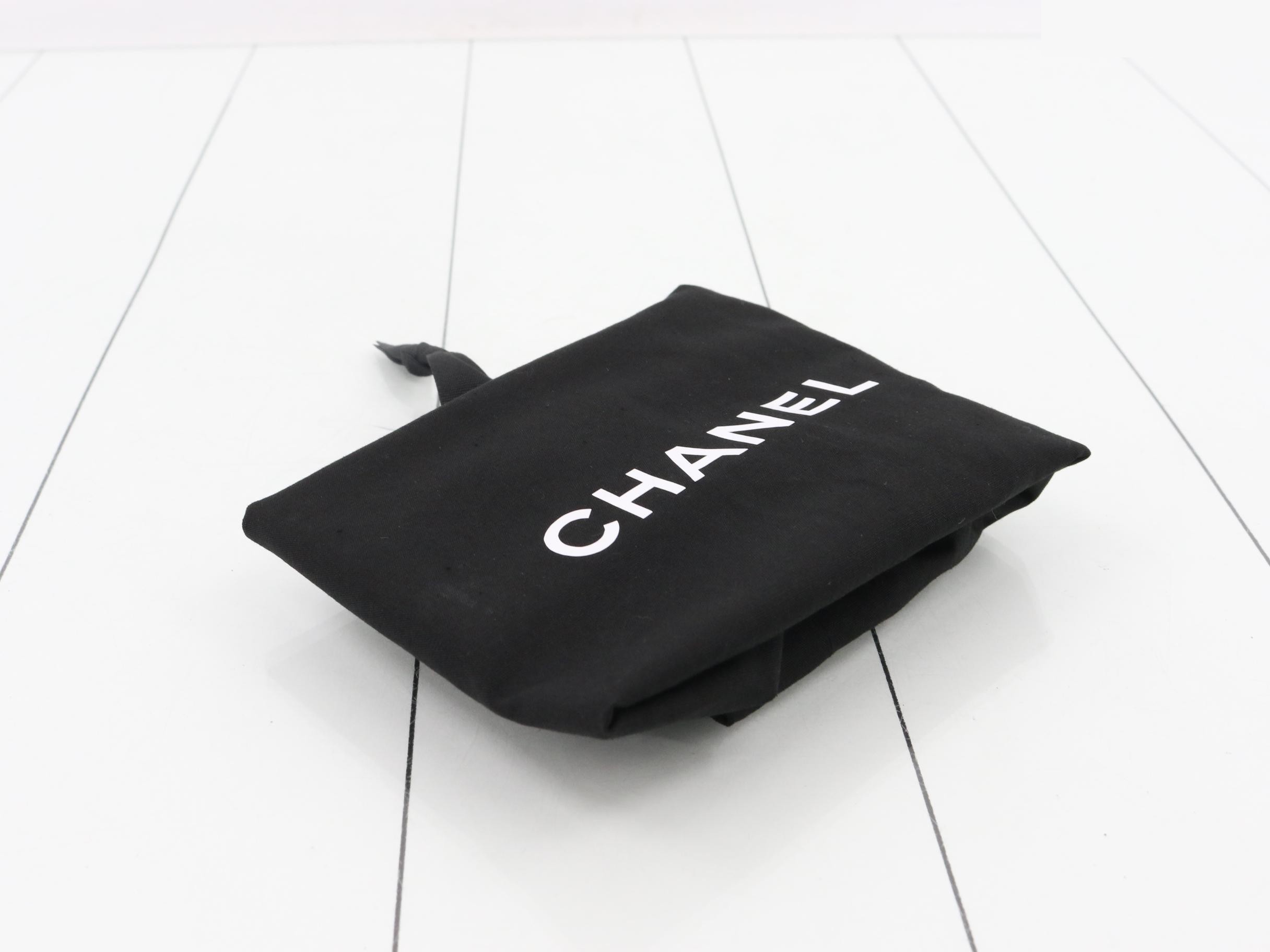 Boy Chanel Enamel V-Stitch Chain Shoulder Bag — view 7