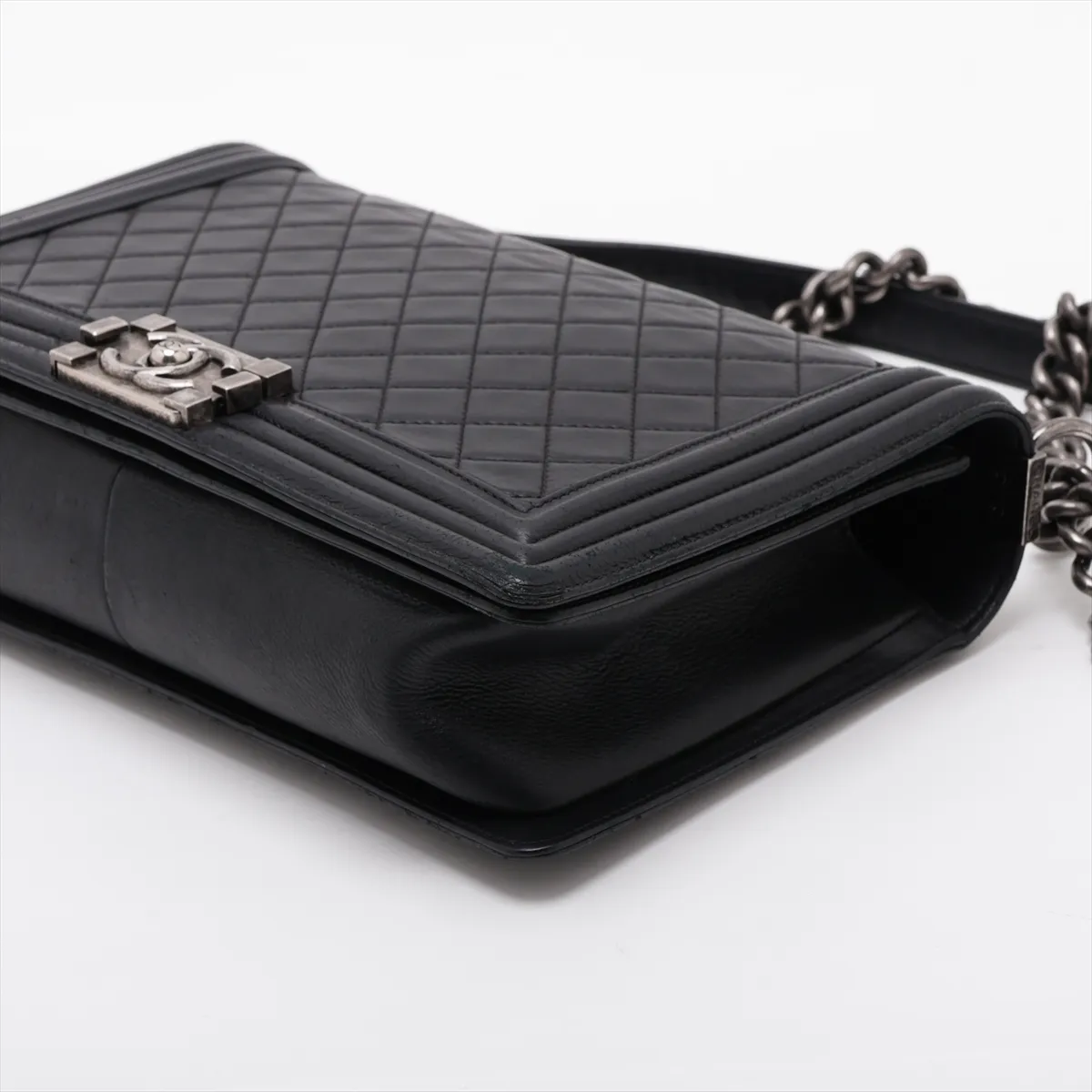 Boy Chanel 28 Large Lambskin Chain Shoulder Bag, Black with Gunmetal Hardware, 19670281, Serial Number 19-series, A92193 — view 3