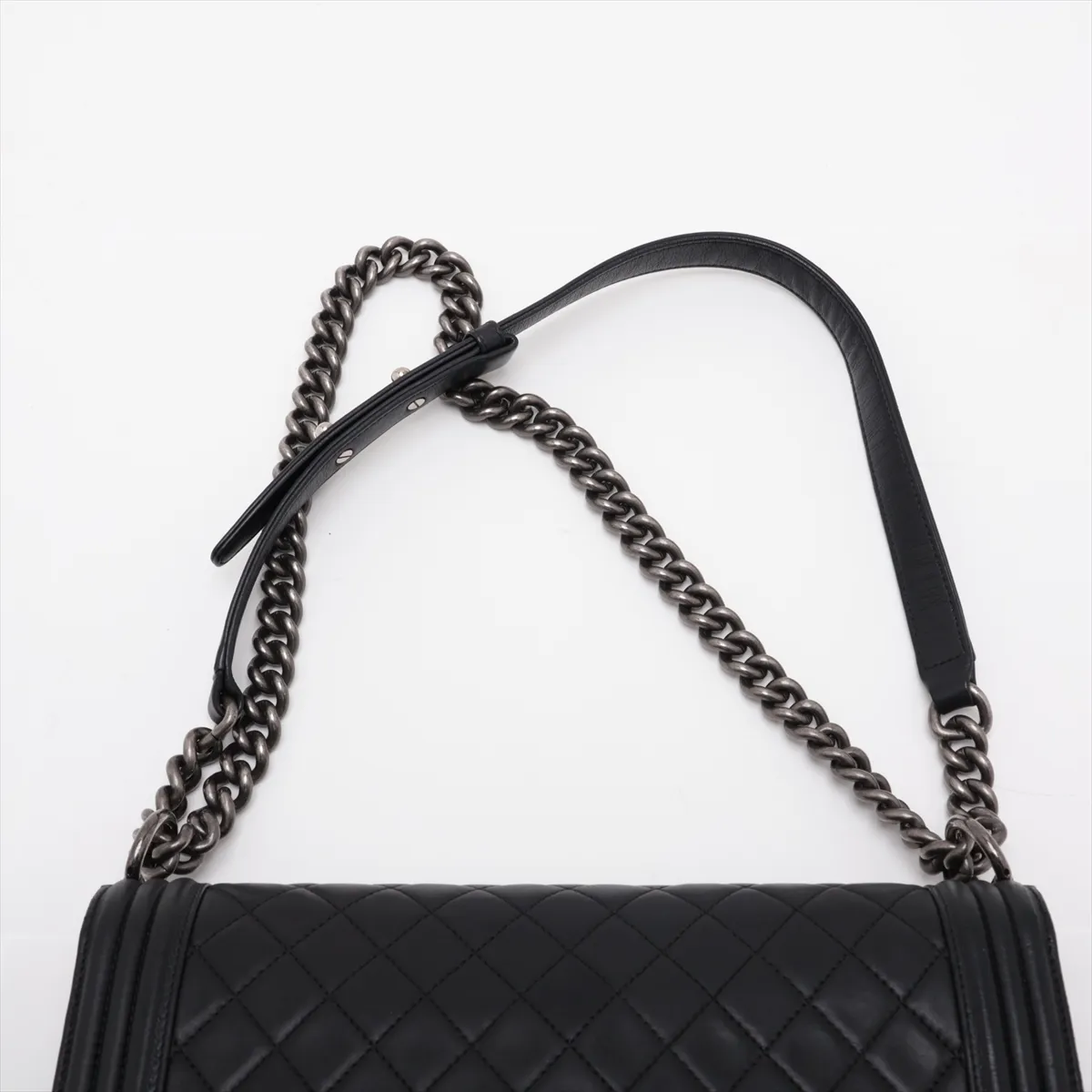 Boy Chanel 28 Large Lambskin Chain Shoulder Bag, Black with Gunmetal Hardware, 19670281, Serial Number 19-series, A92193 — view 6