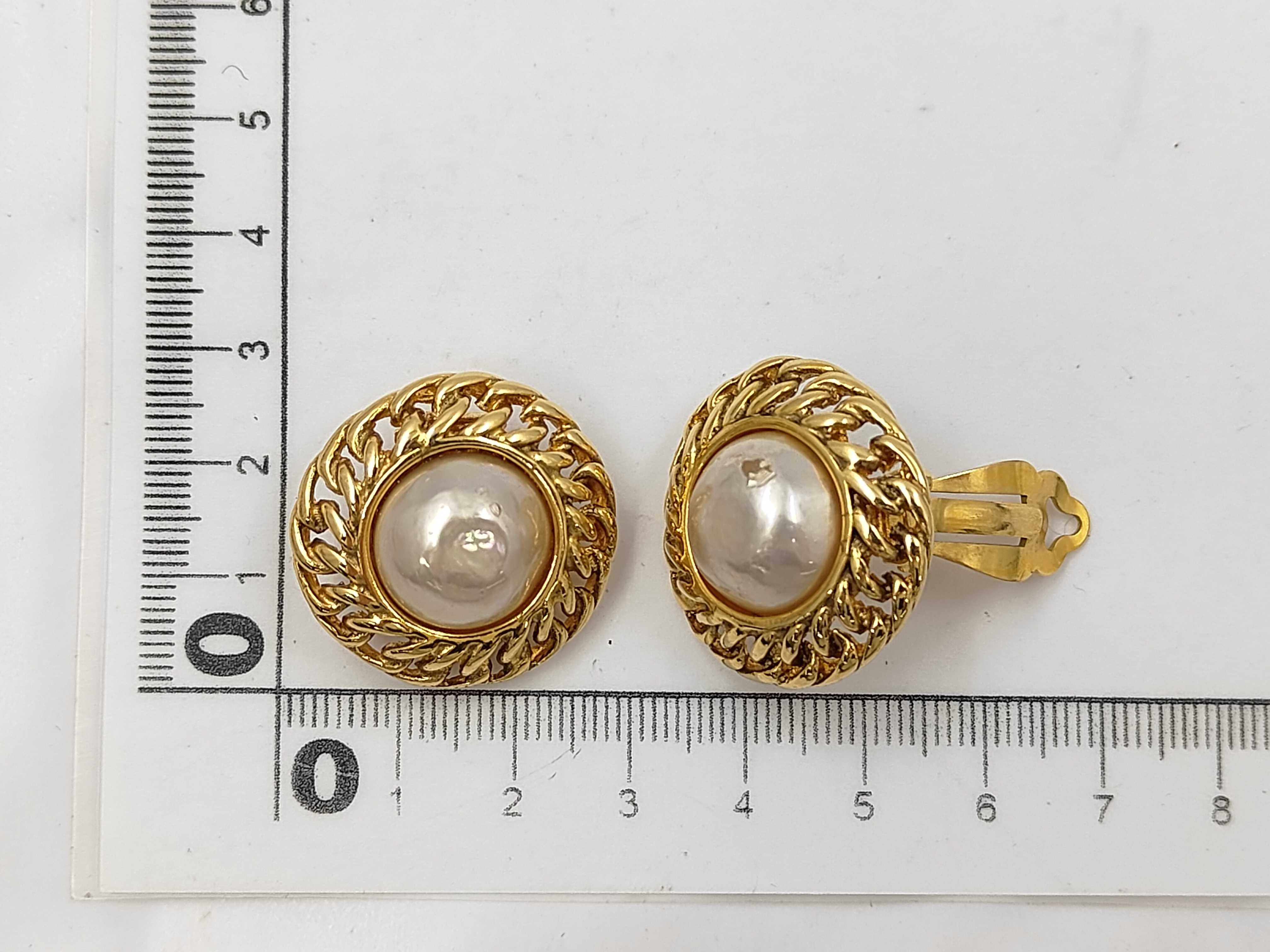 earrings — view 6