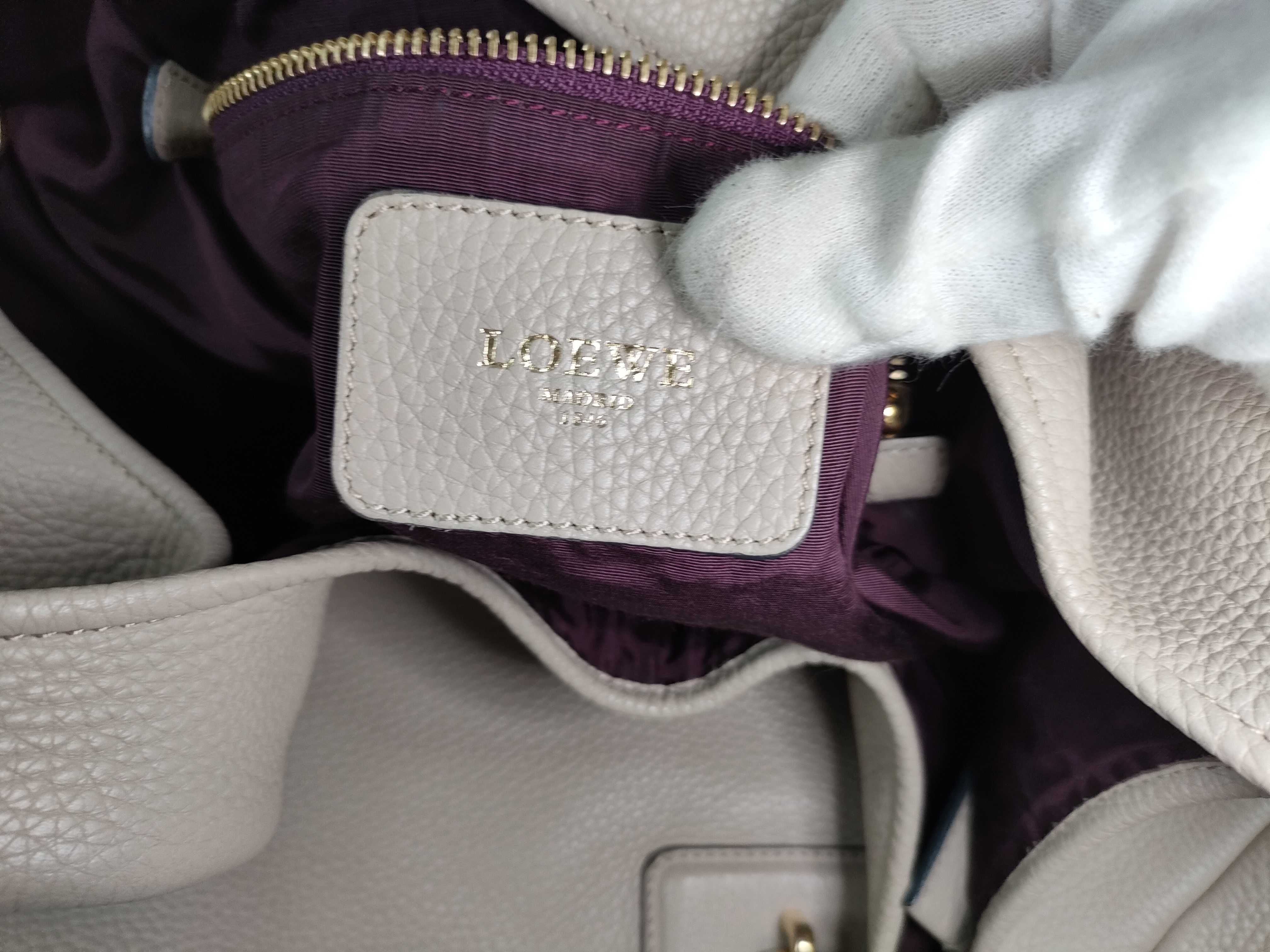 Shoulder Bag with Padlock — view 11