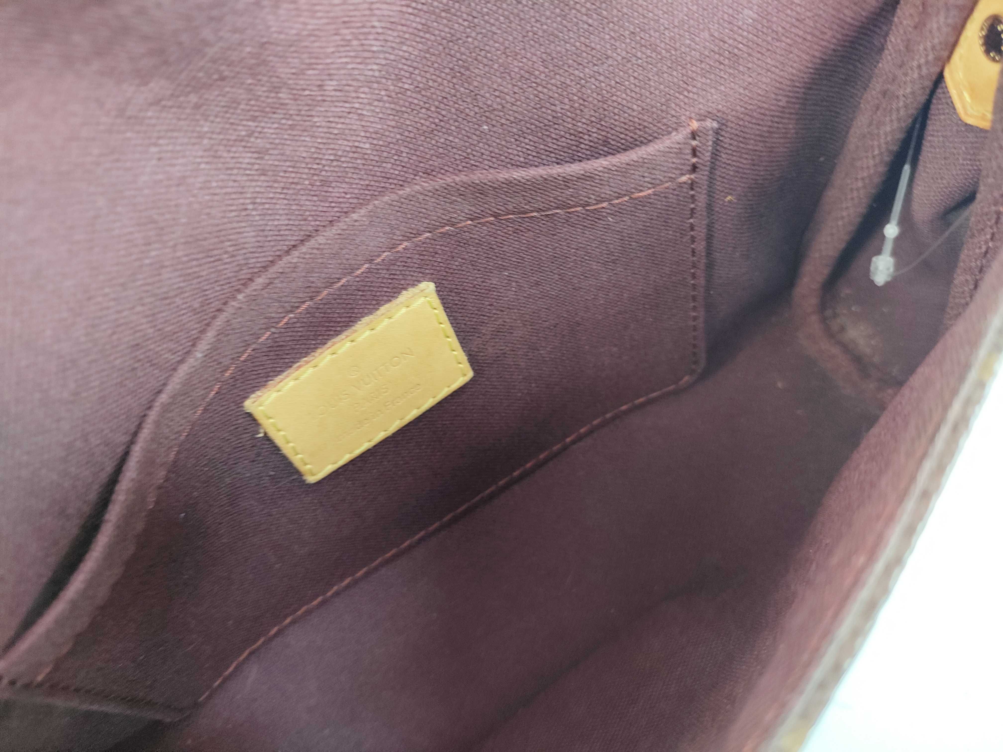 LV Favorite PM M40717 Monogram Shoulder Bag — view 10