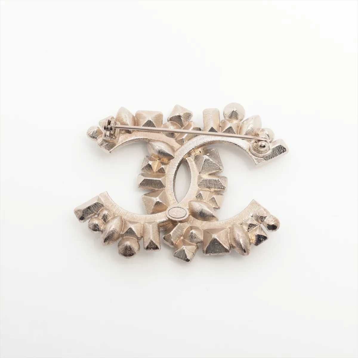 Cocomark B16K Brooch GP x Rhinestone Silver x Black — view 2