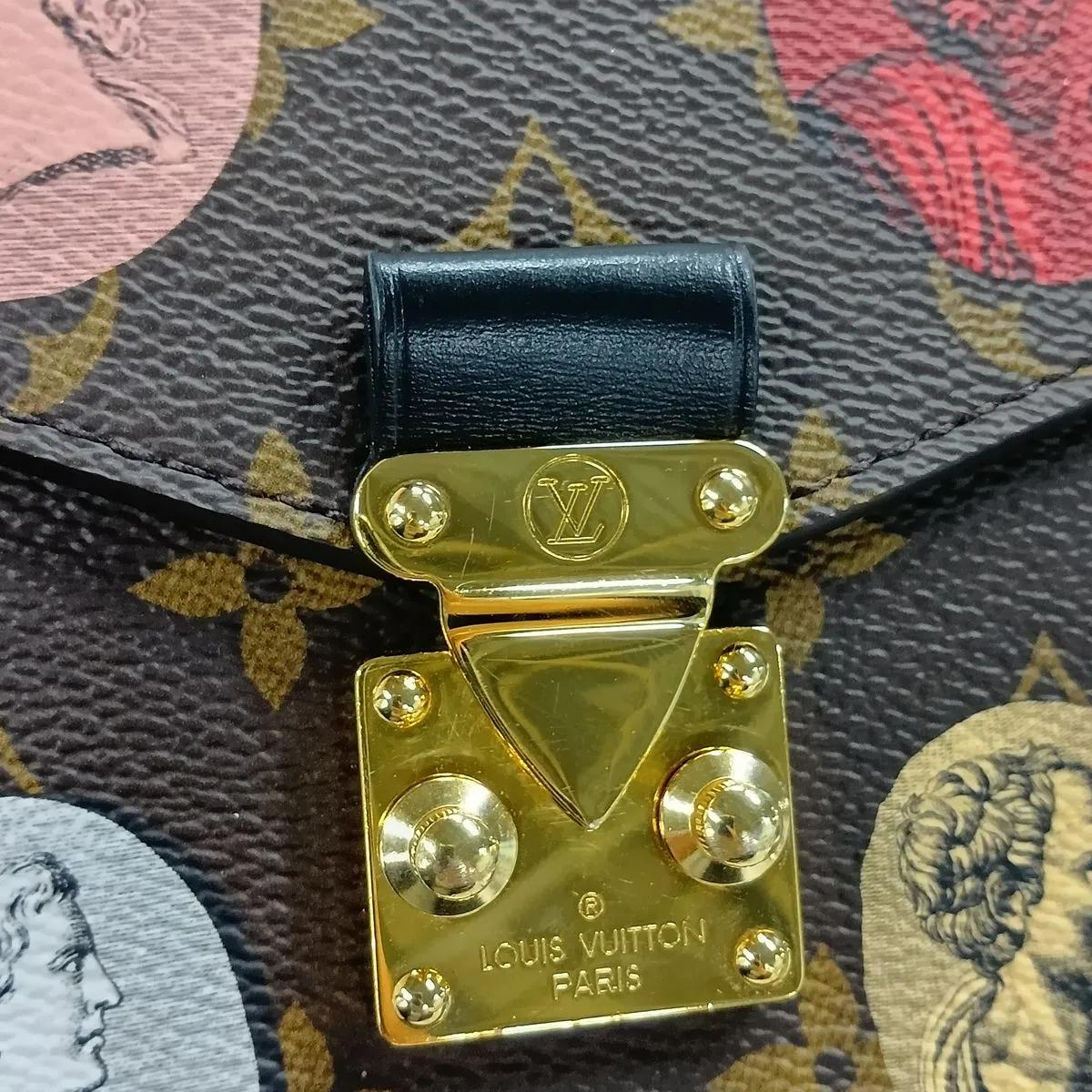 Monogram Cameo Pochette Métis MM M59257 Brown (RFID detected) — view 15
