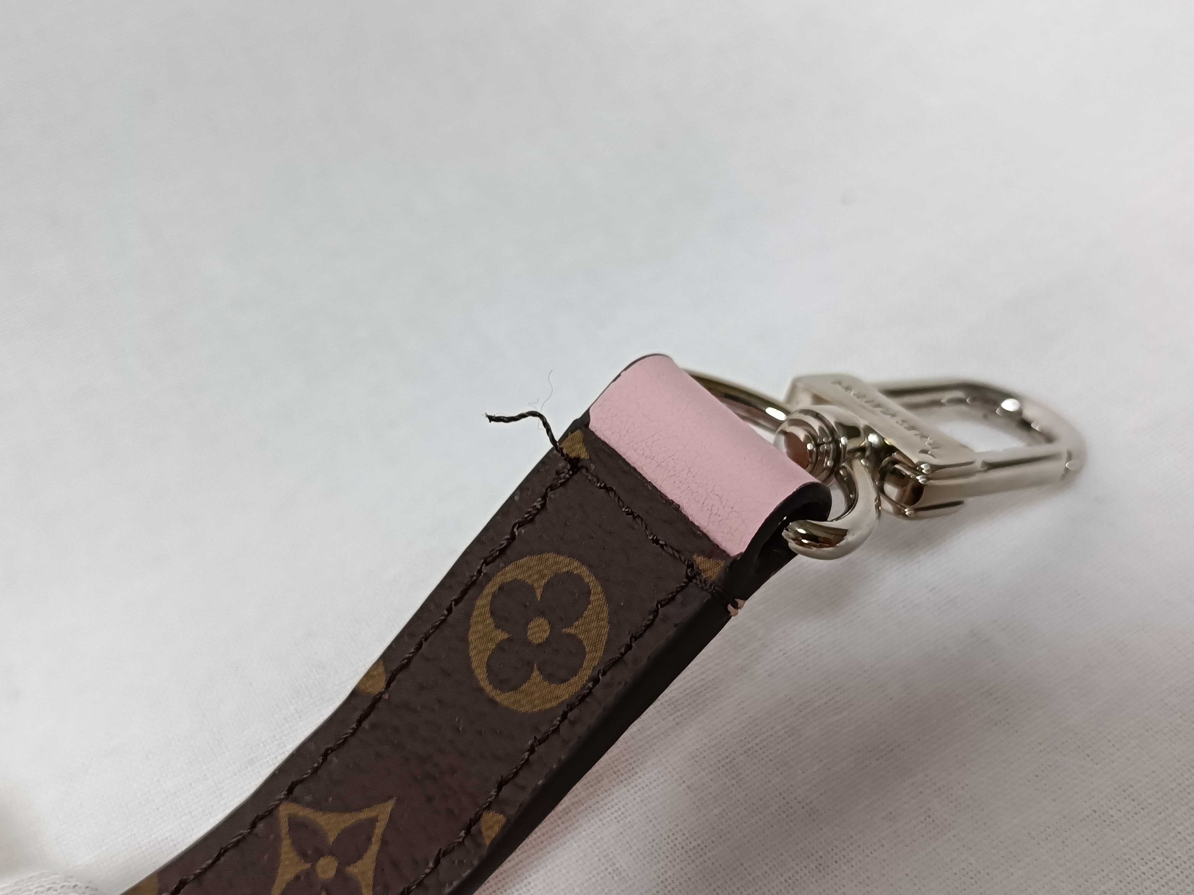 Epi Sac Plat BB M58659 Shoulder Bag — view 13