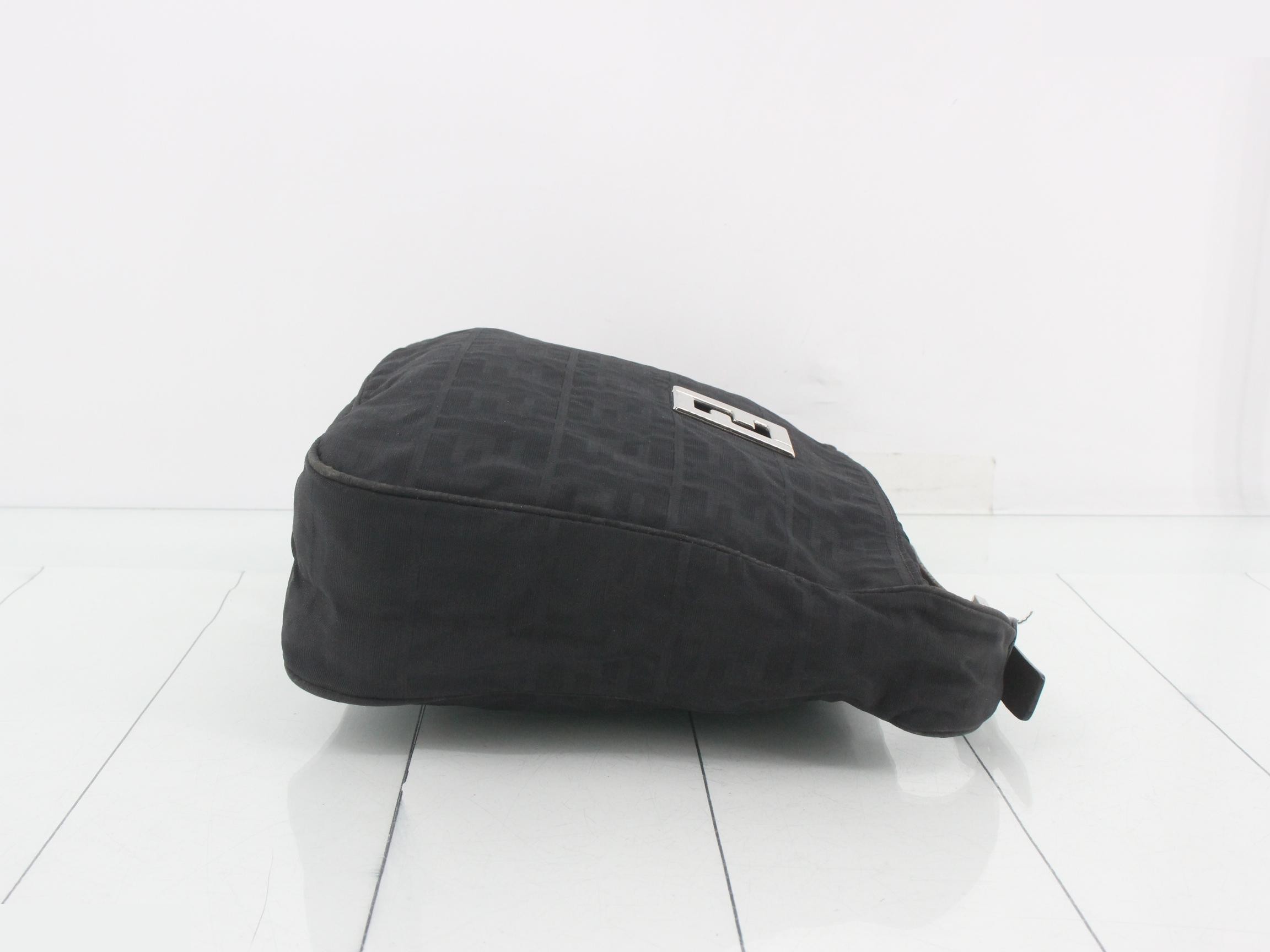 Zucca (bag) - Shoulder bag — view 3