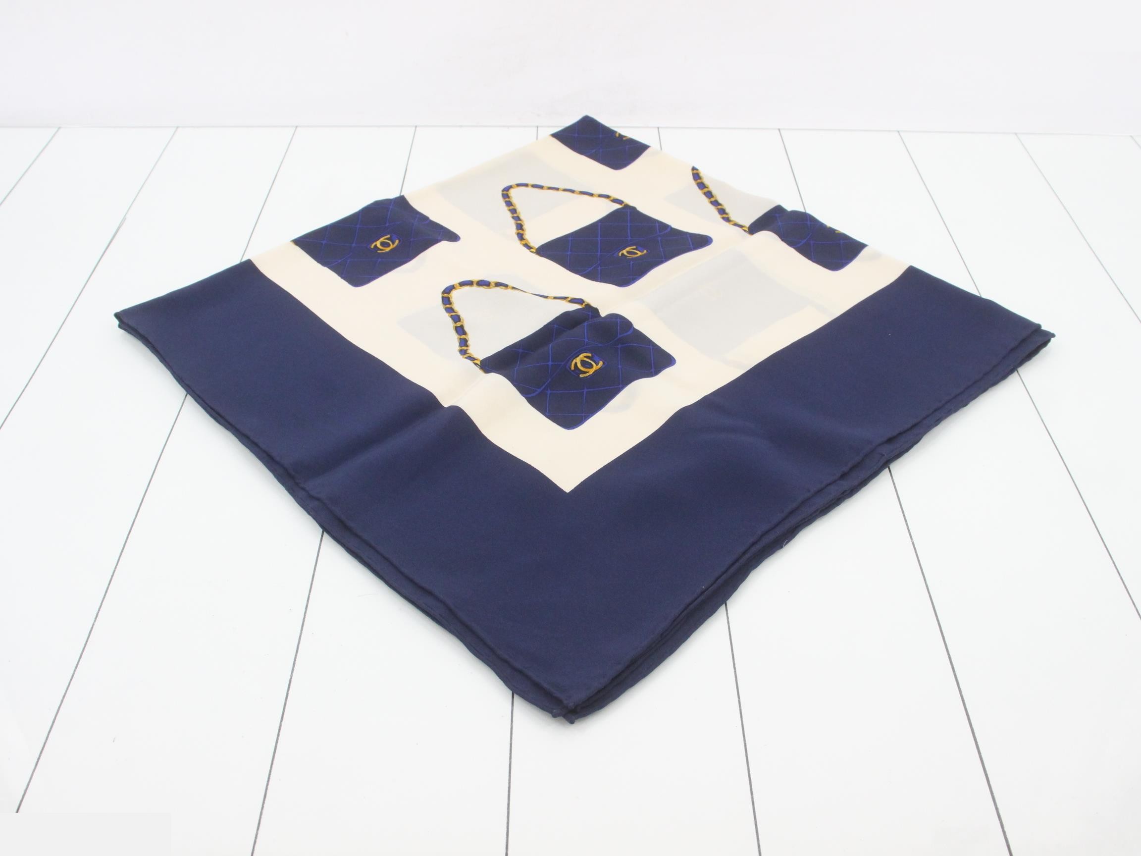 scarf — view 2