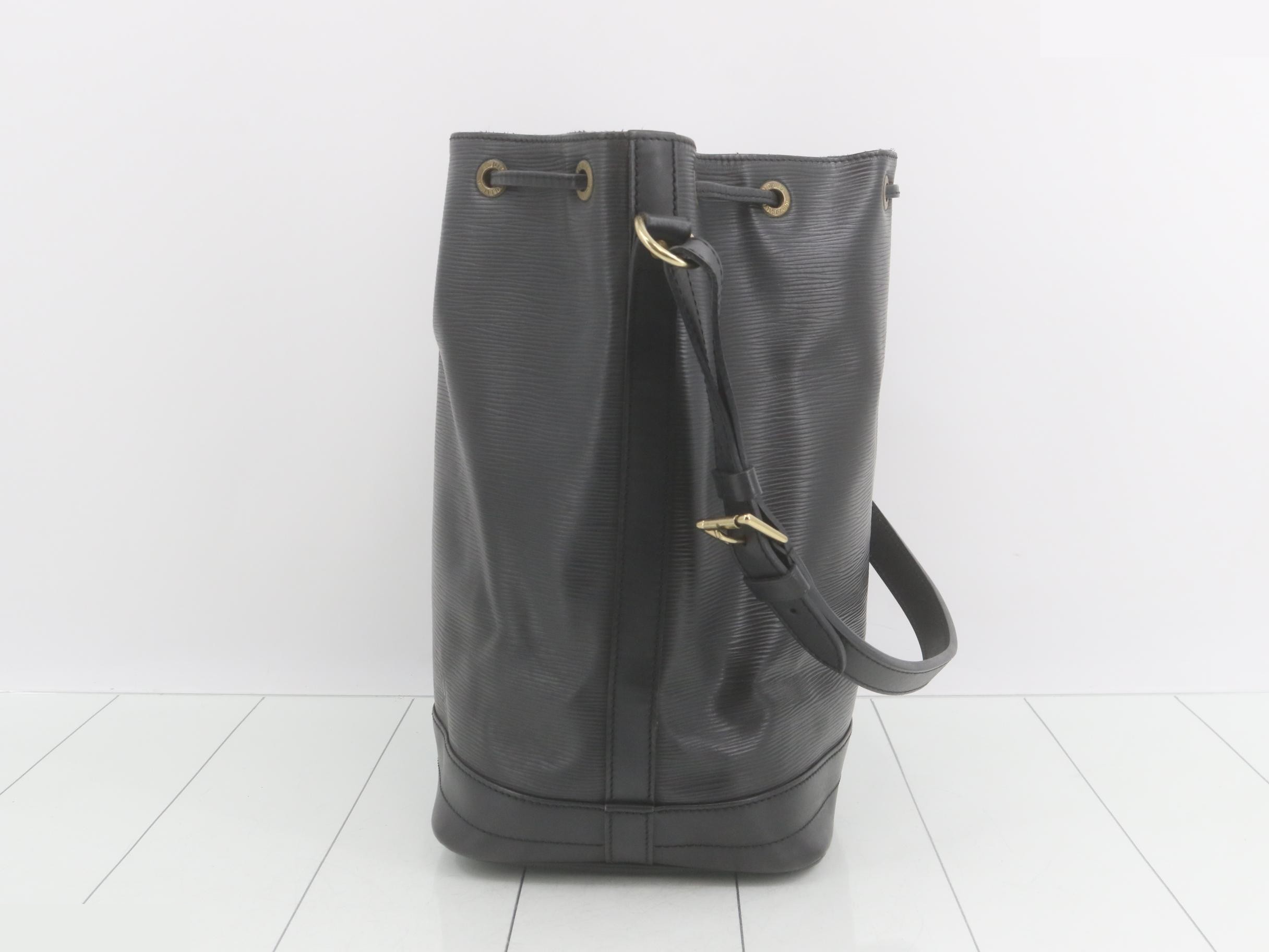 Noe Epi Shoulder Bag — view 3