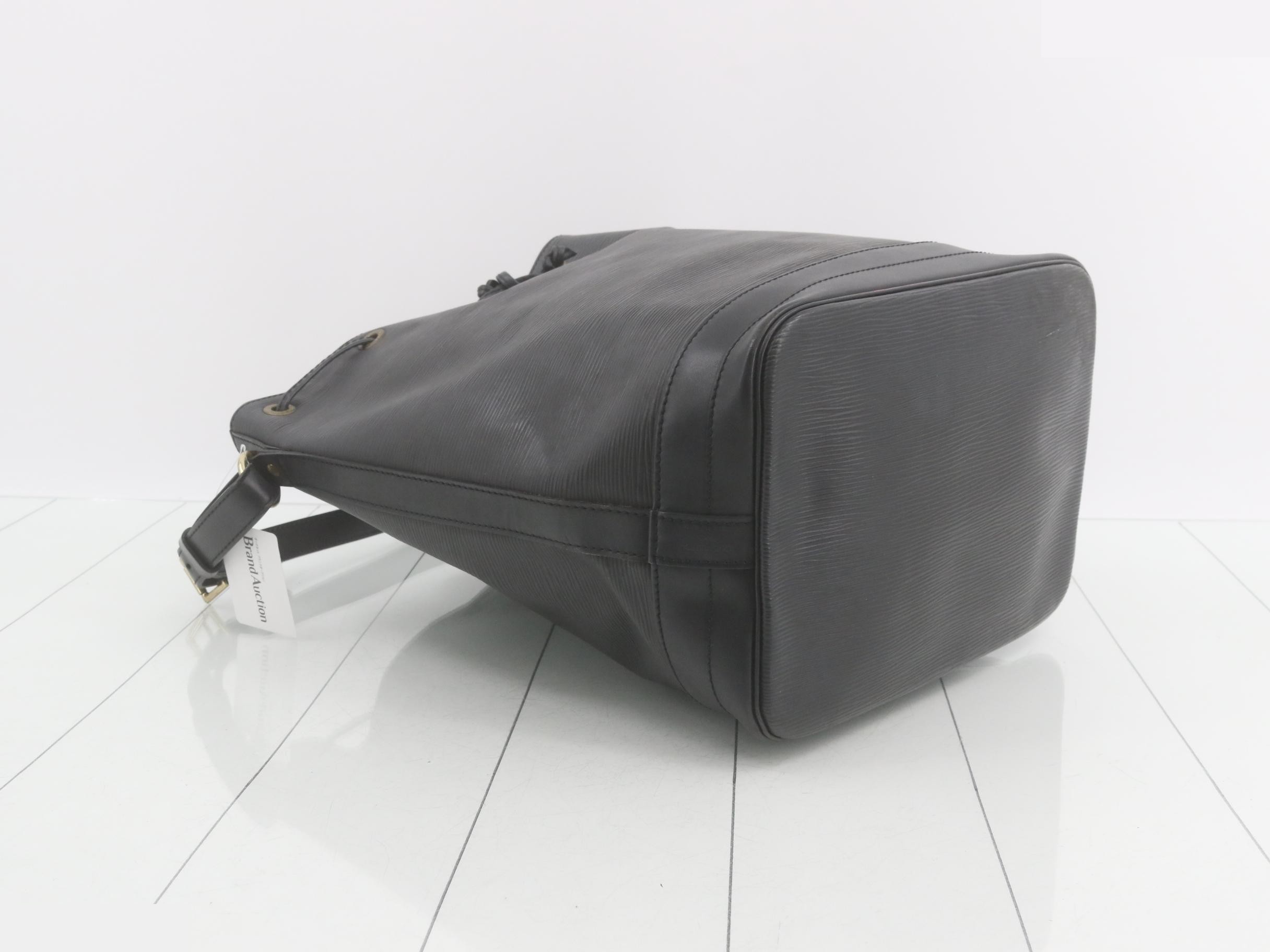 Noe Epi Shoulder Bag — view 5