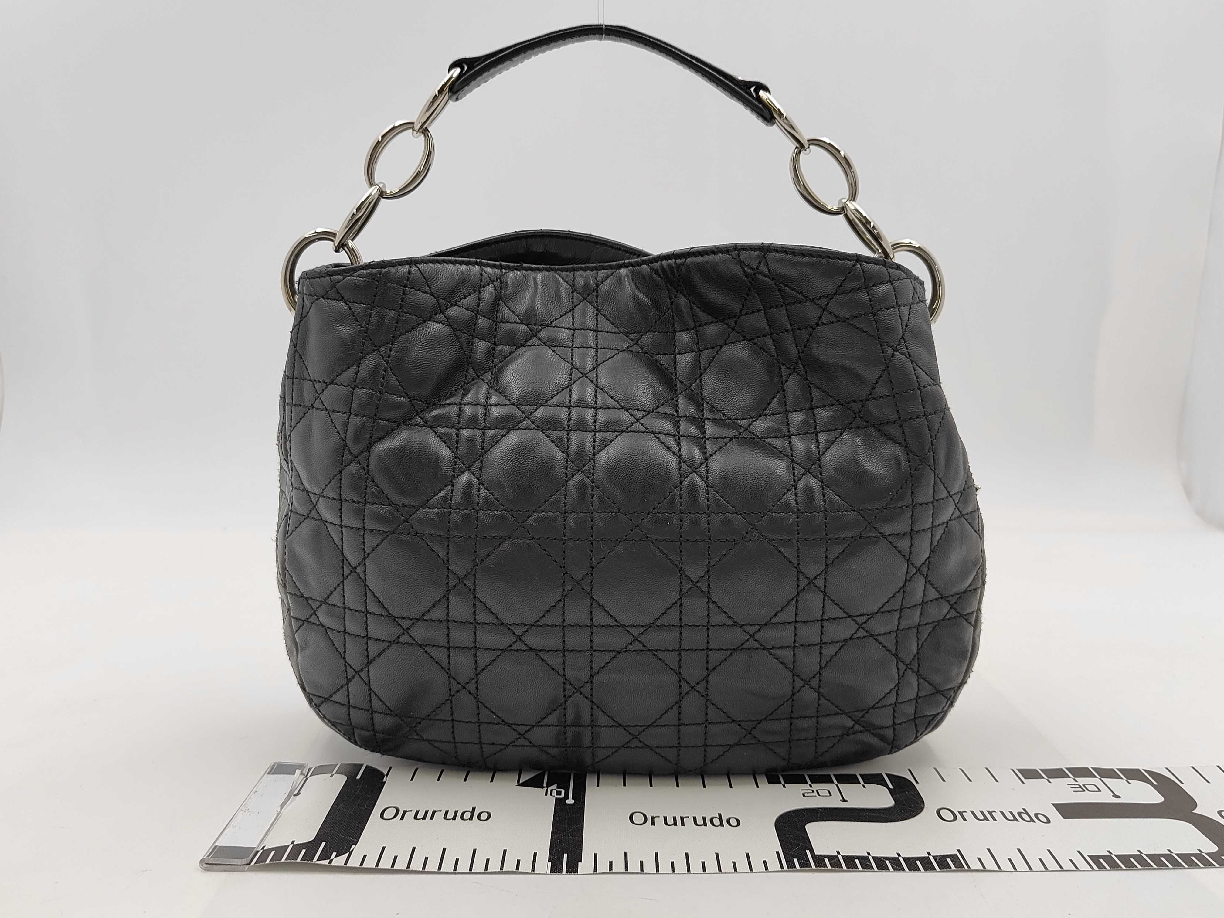 Cannage Leather Black Silver Hardware Chain One-Shoulder Bag Handbag — view 2