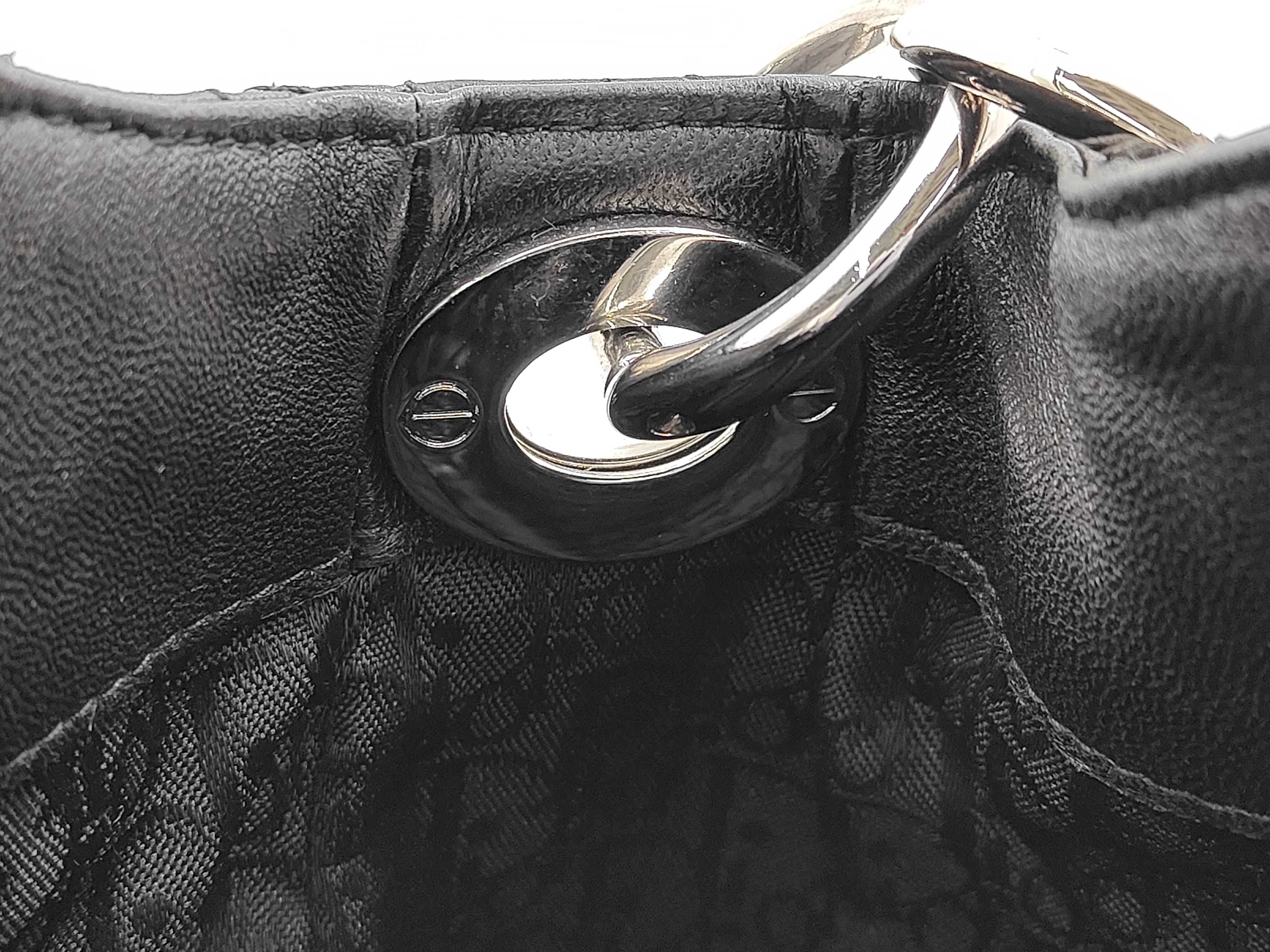Cannage Leather Black Silver Hardware Chain One-Shoulder Bag Handbag — view 8