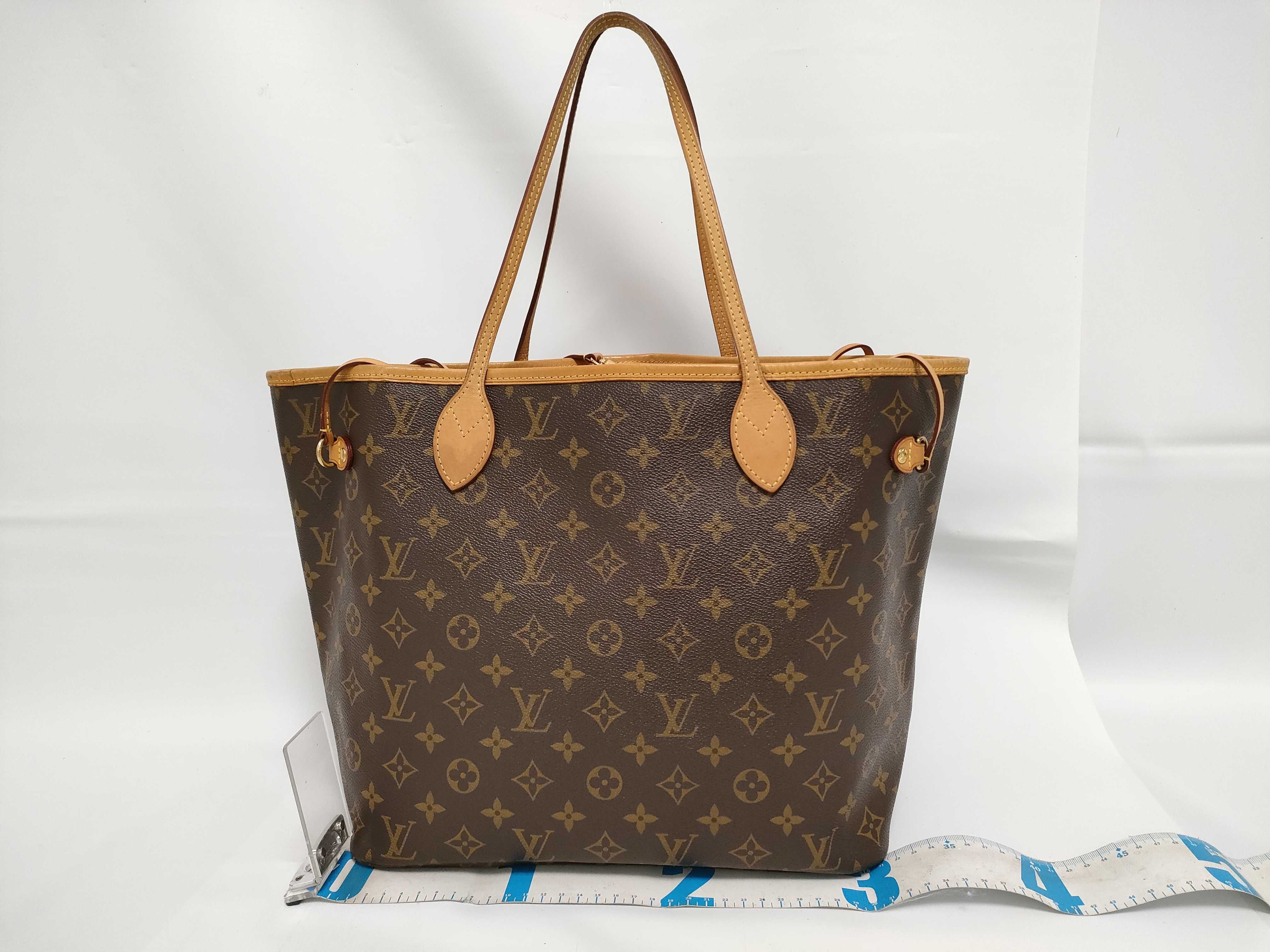 Monogram Neverfull MM Tote Bag with Pouch — view 2