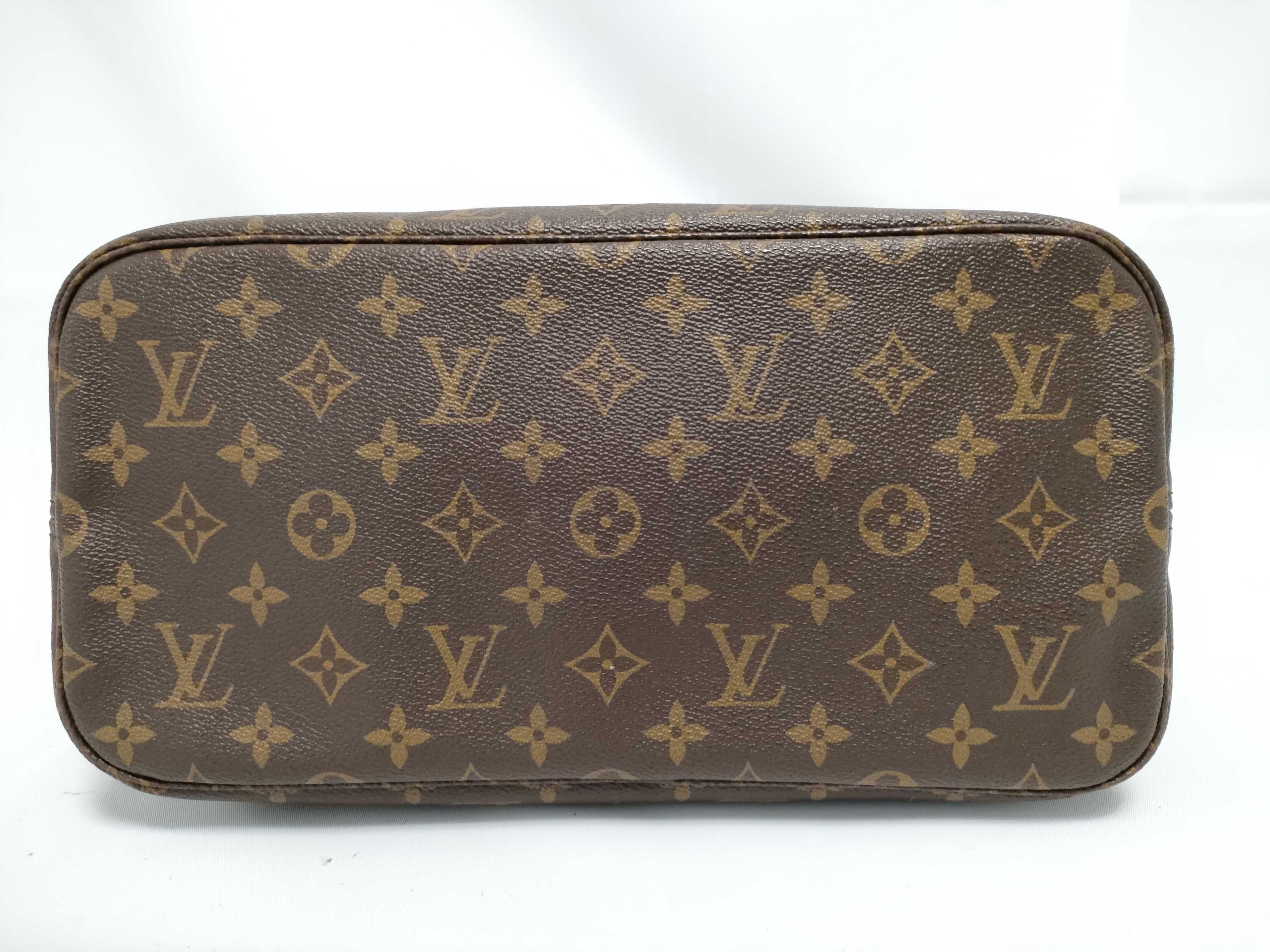 Monogram Neverfull MM Tote Bag with Pouch — view 7