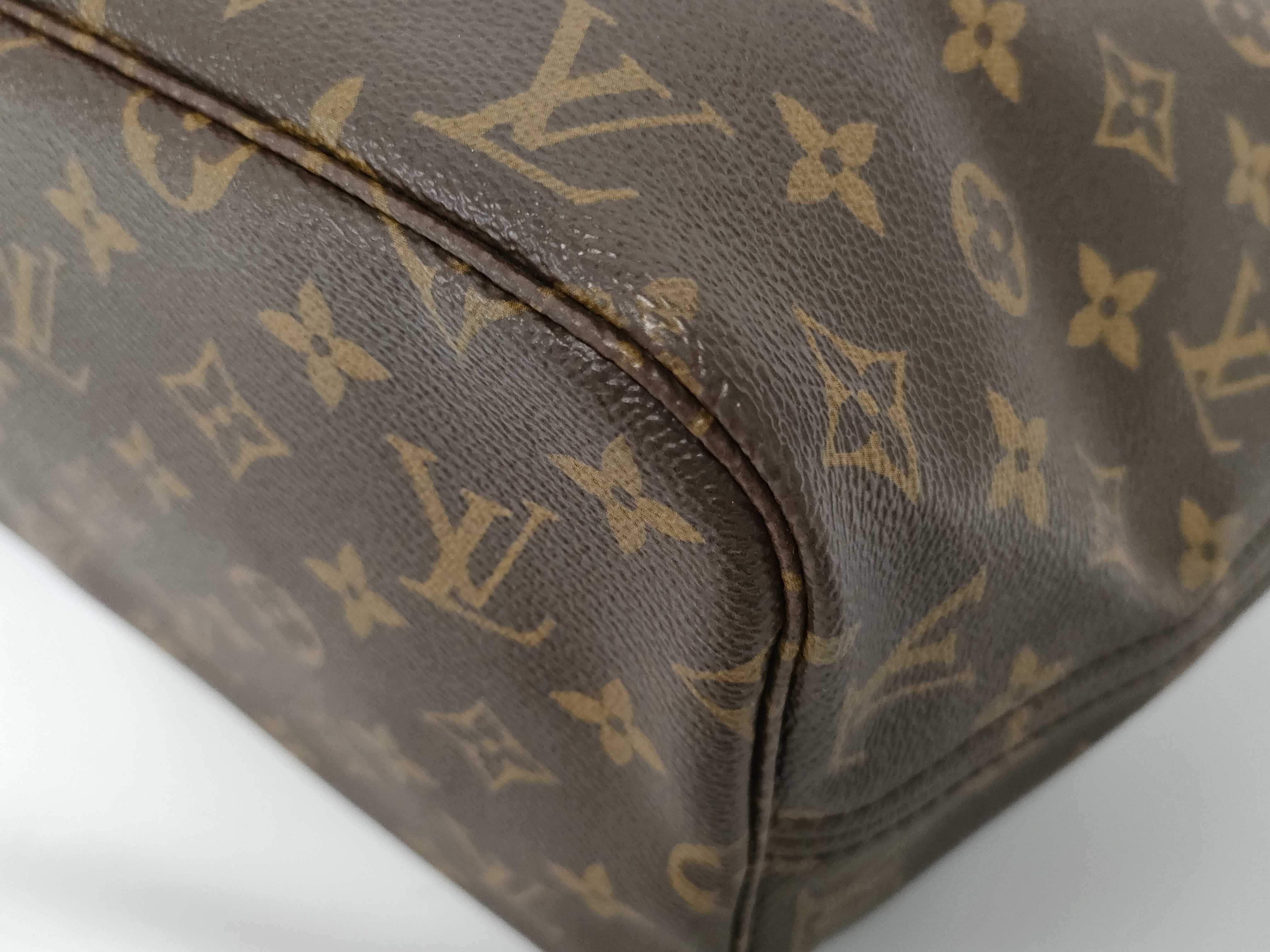 Monogram Neverfull MM Tote Bag with Pouch — view 8