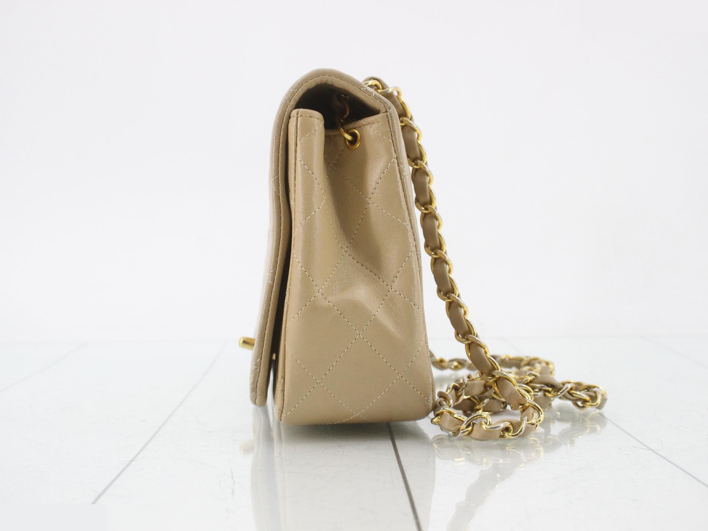 Matelassé (Bag) - Shoulder Bag, Full Flap, Beige — view 3