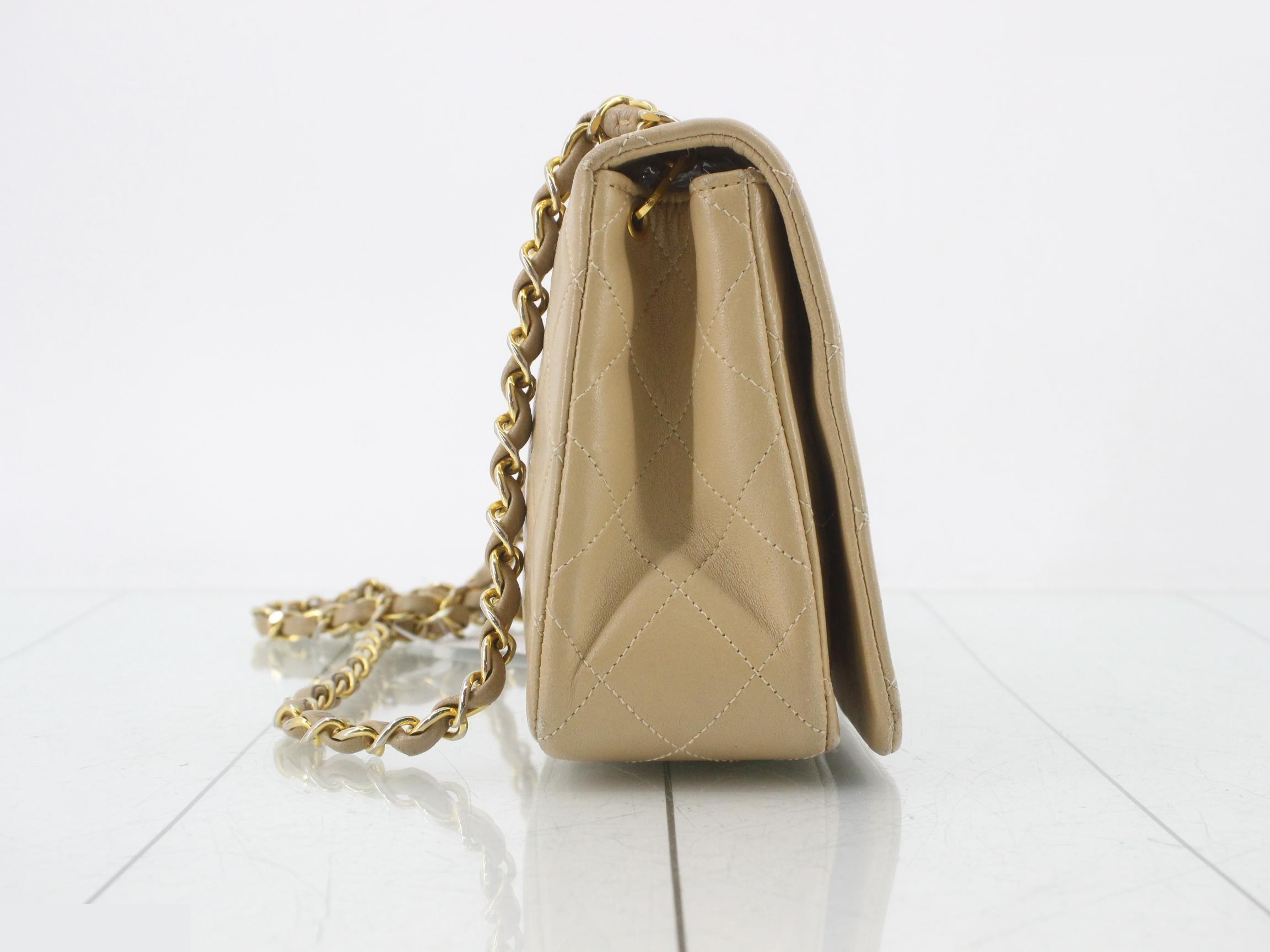 Matelassé (Bag) - Shoulder Bag, Full Flap, Beige — view 4