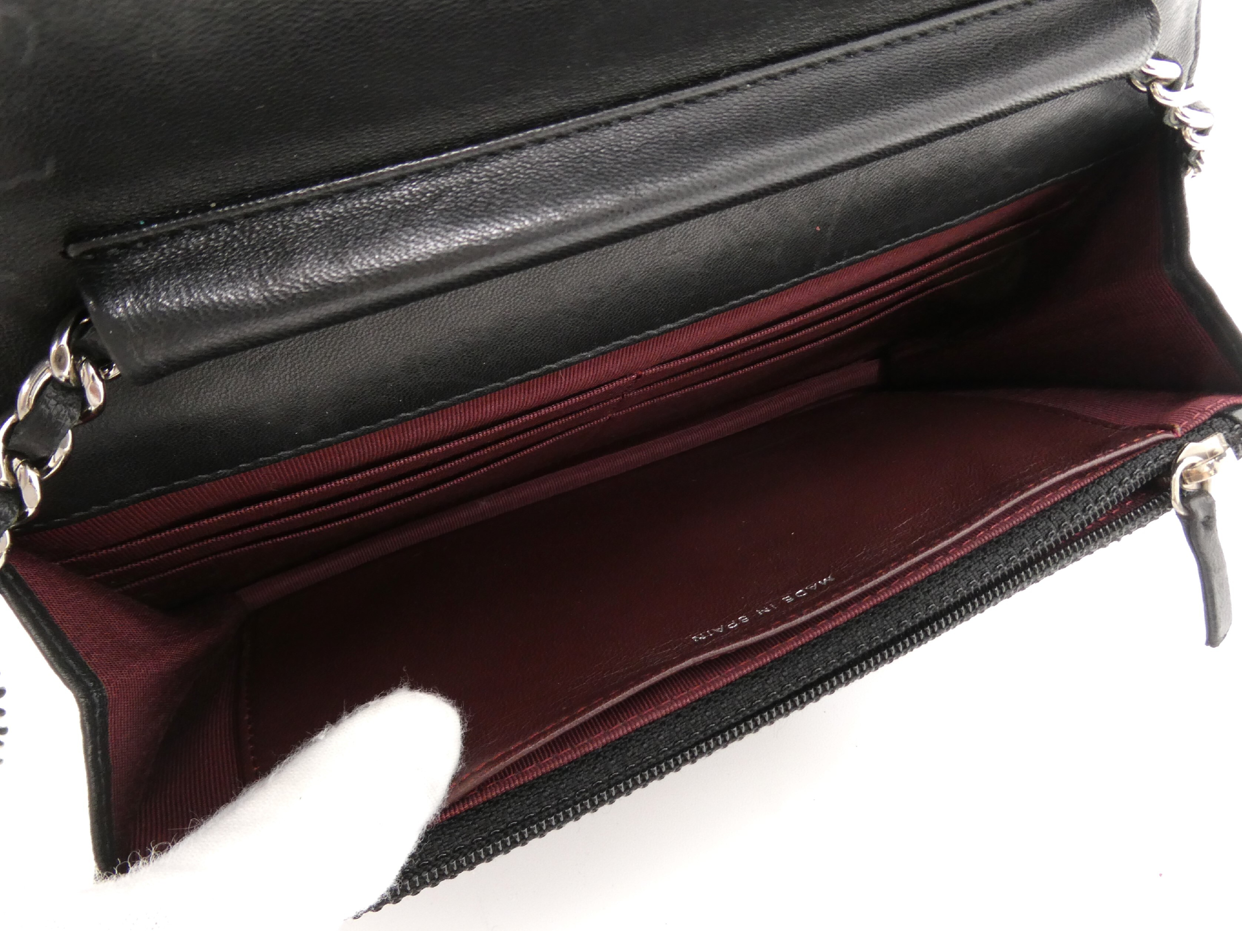 Matelassé Coco Mark Chain Wallet Shoulder Bag — view 7