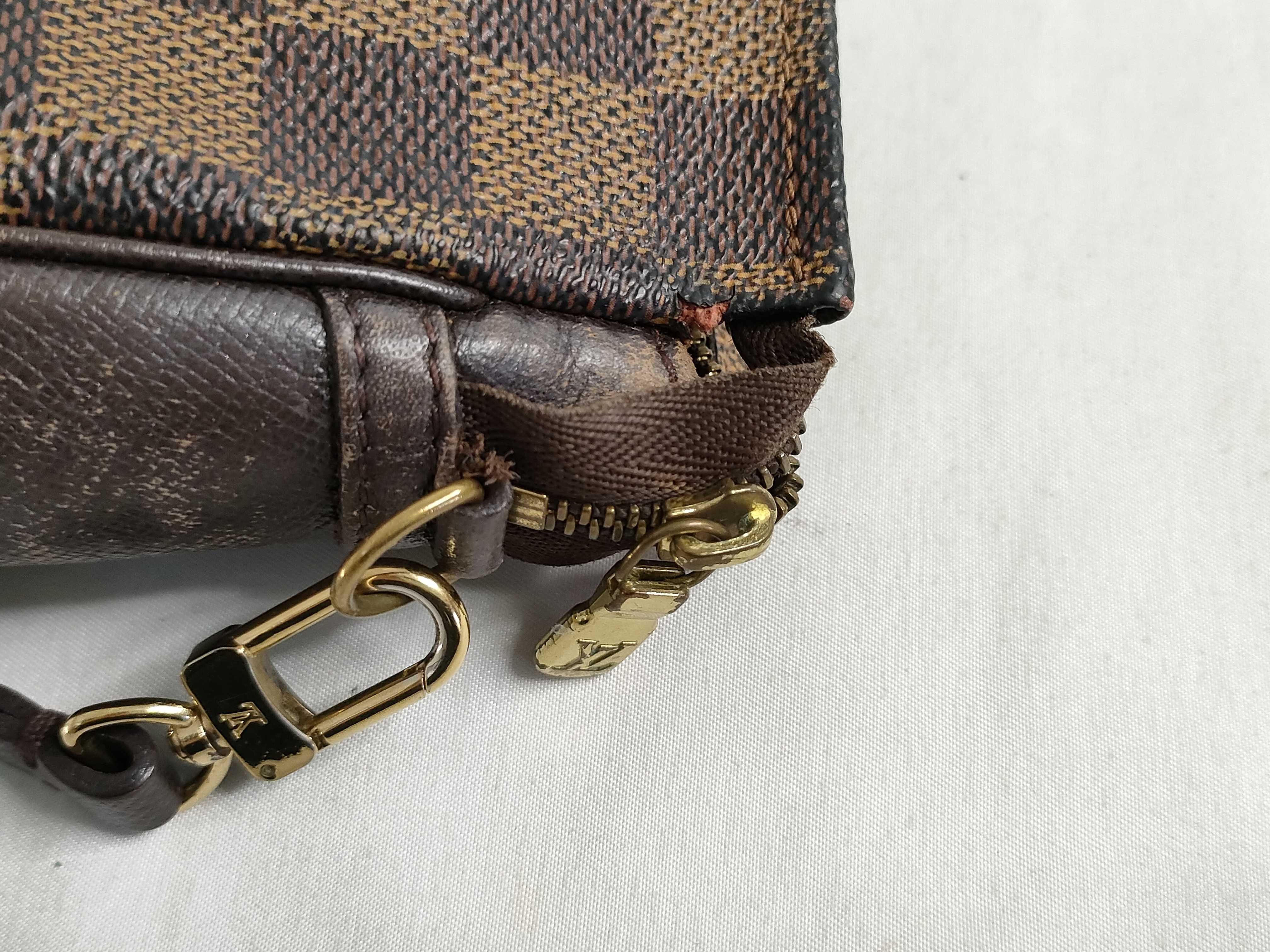 Damier Trousse Makeup Handbag — view 12