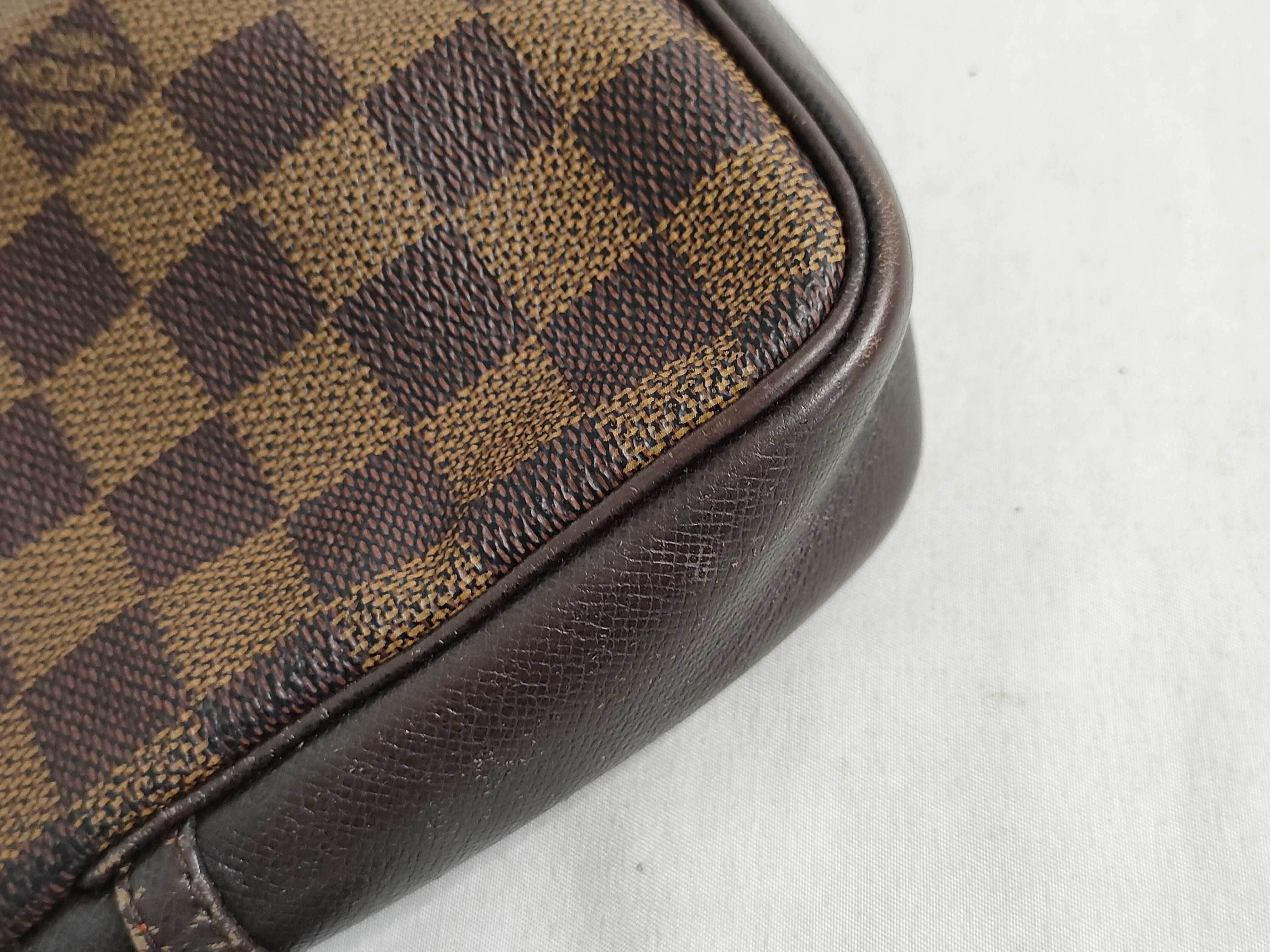 Damier Trousse Makeup Handbag — view 14