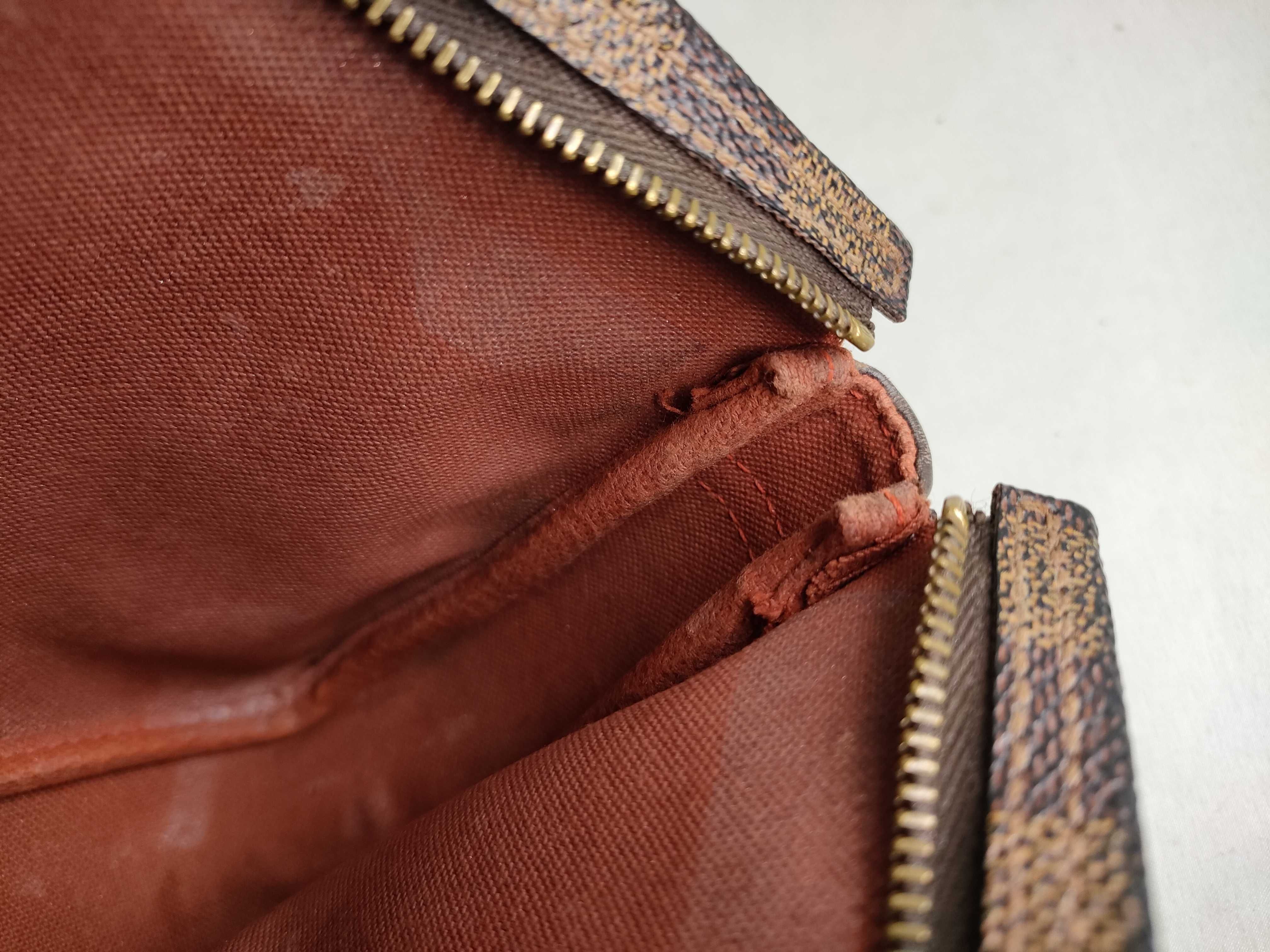 Damier Trousse Makeup Handbag — view 9
