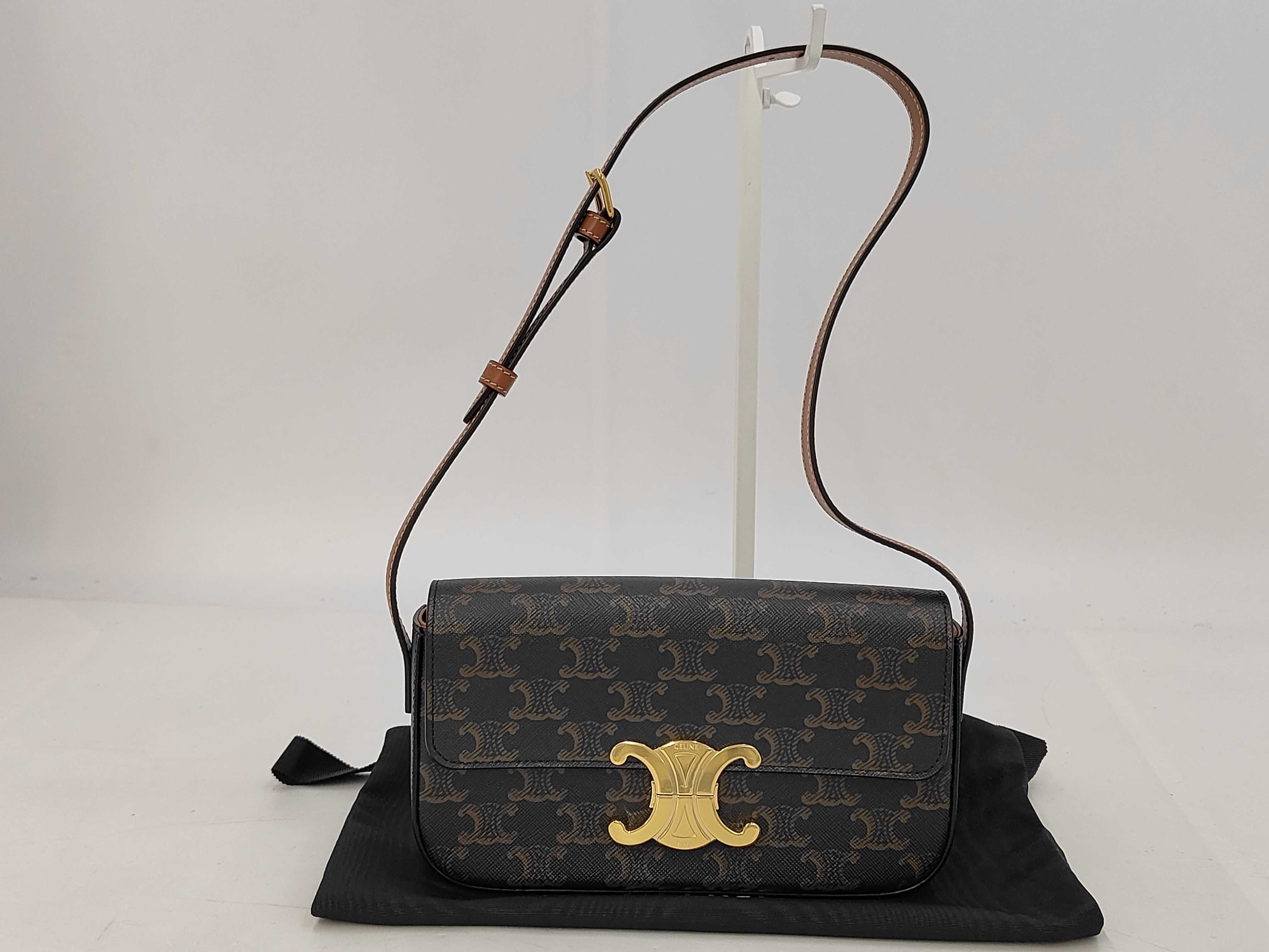 Triomphe Leather Shoulder Bag