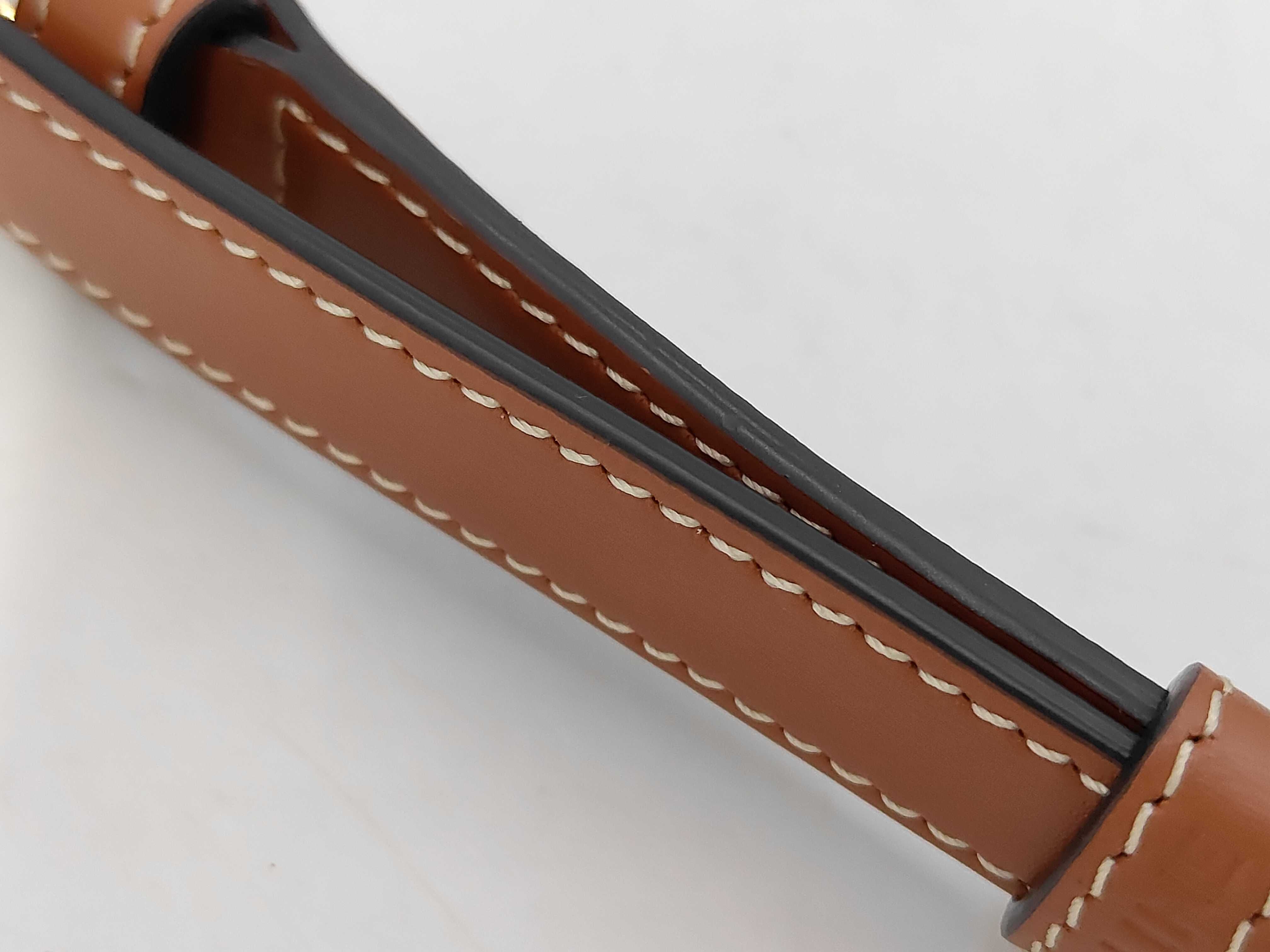 Triomphe Leather Shoulder Bag — view 6