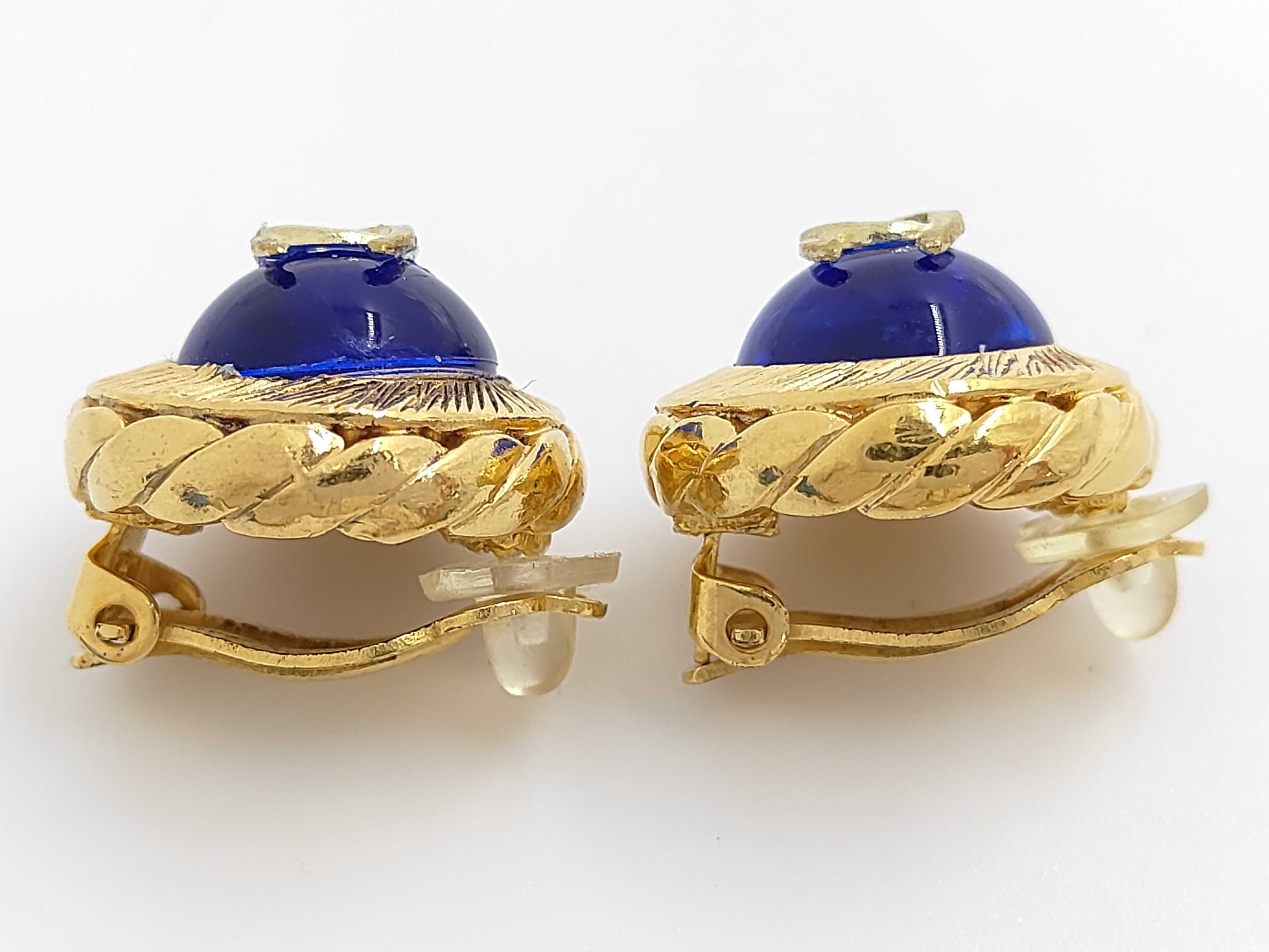 earrings — view 2
