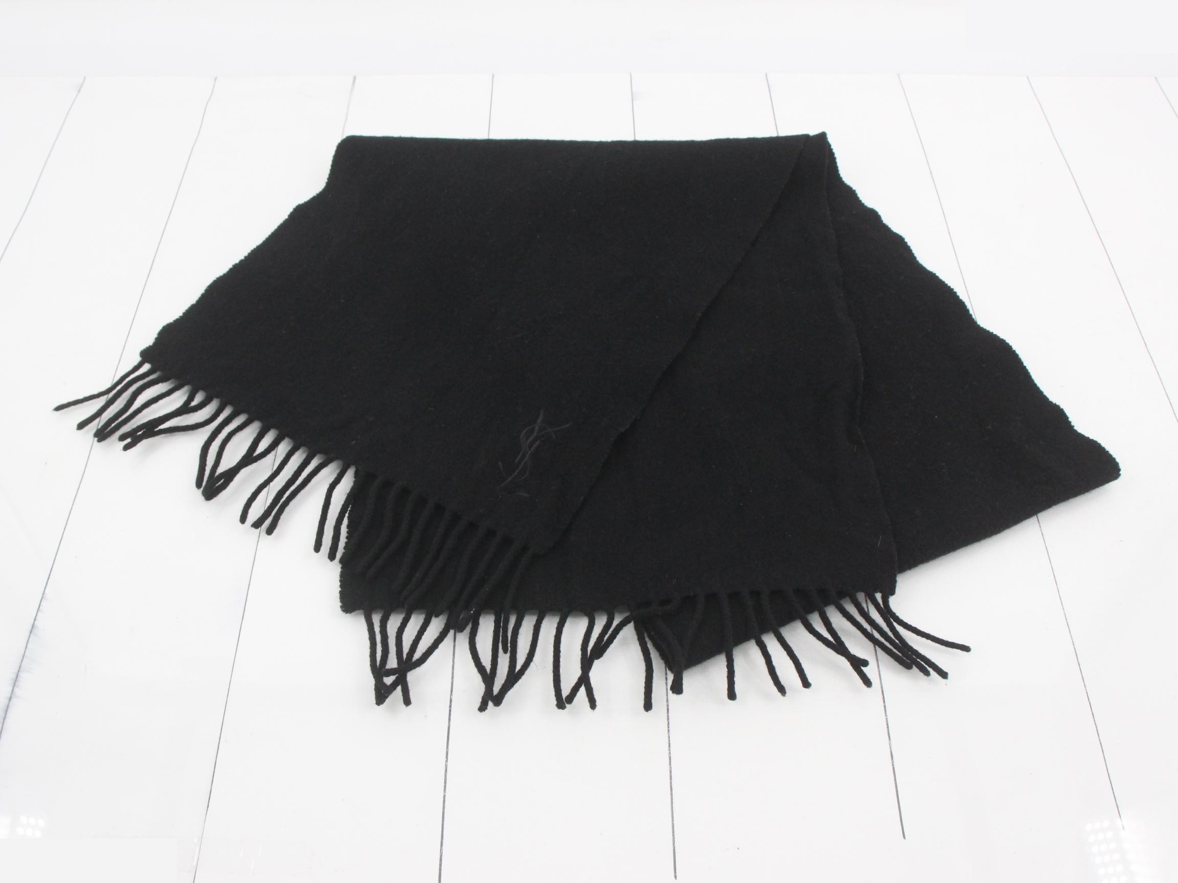 Wool scarf, black — view 2