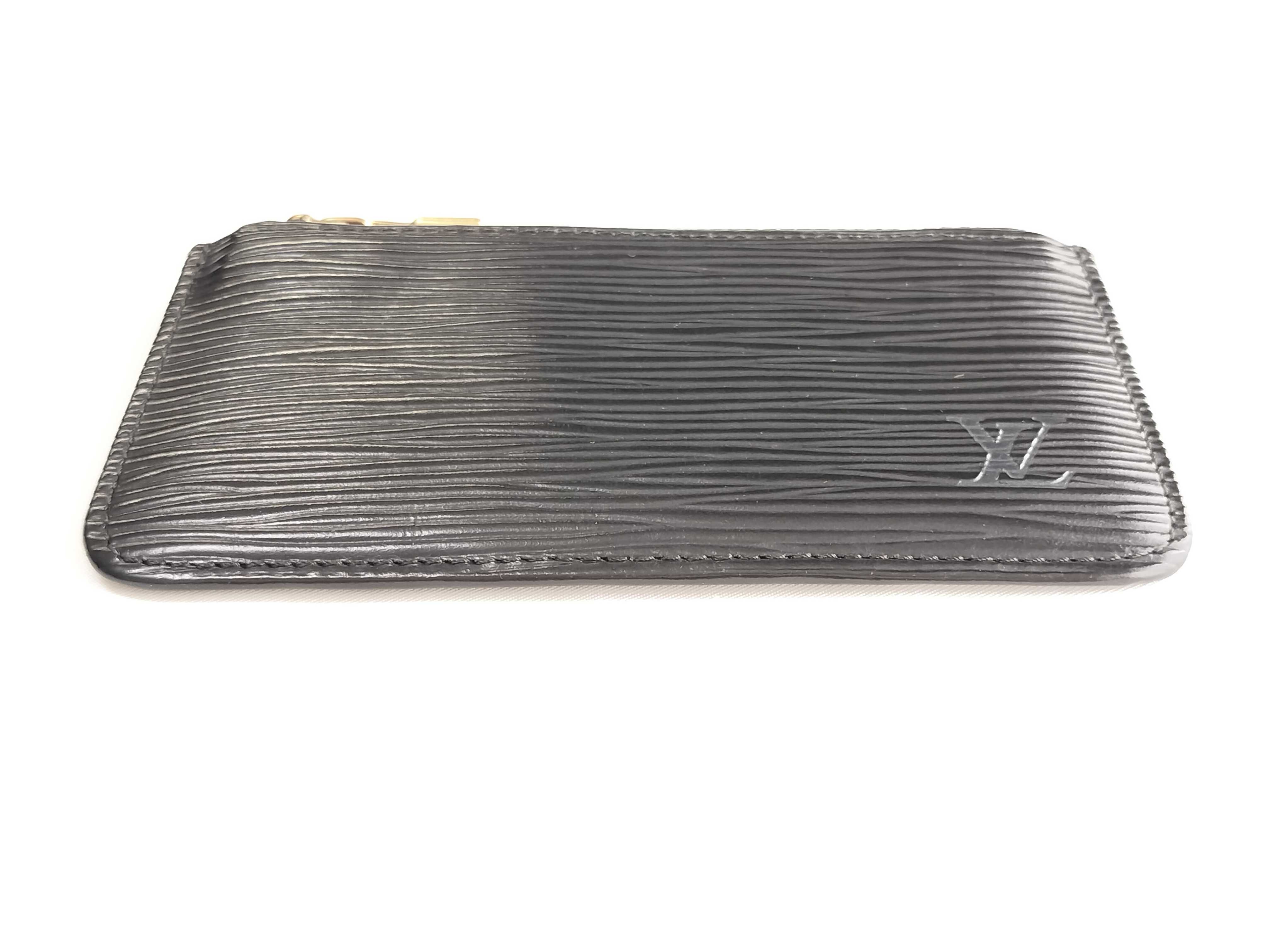 Epi Leather / Pochette Clé — view 4