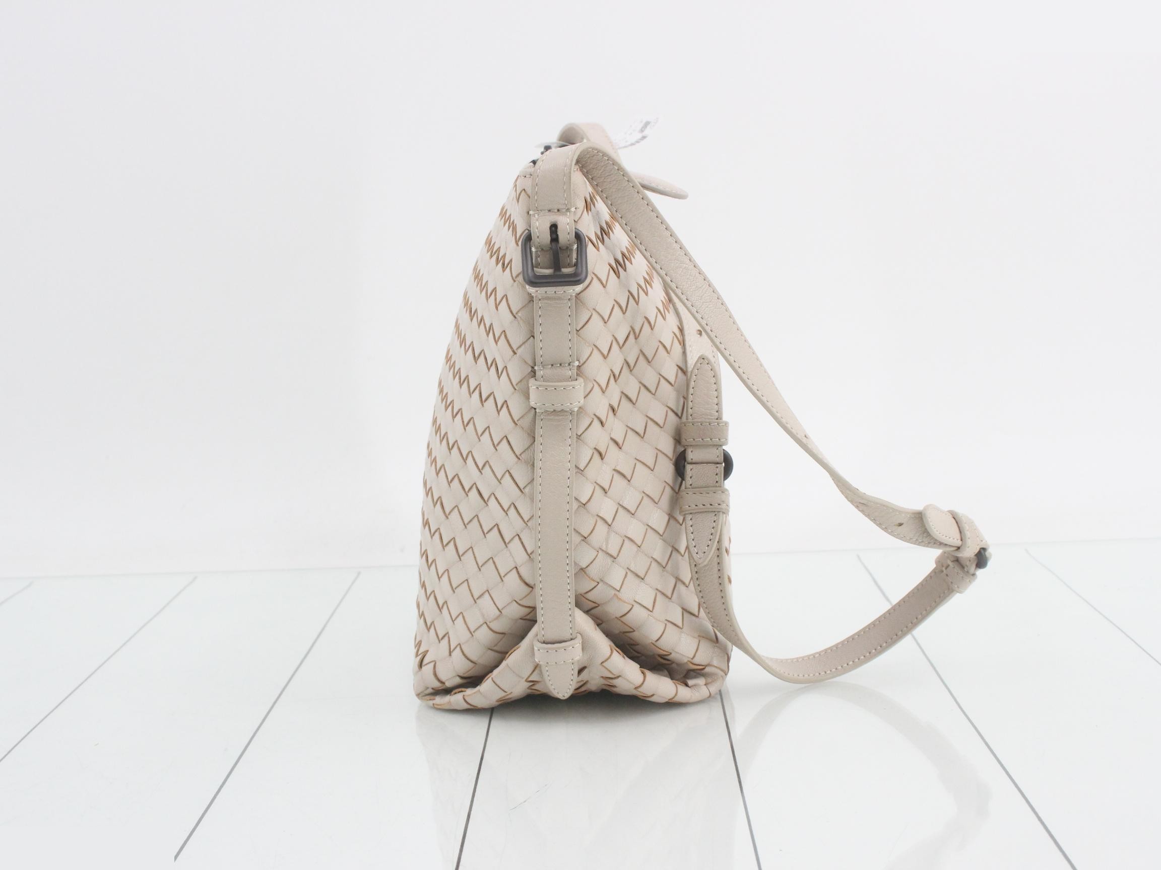 Shoulder bag, beige, leather — view 4