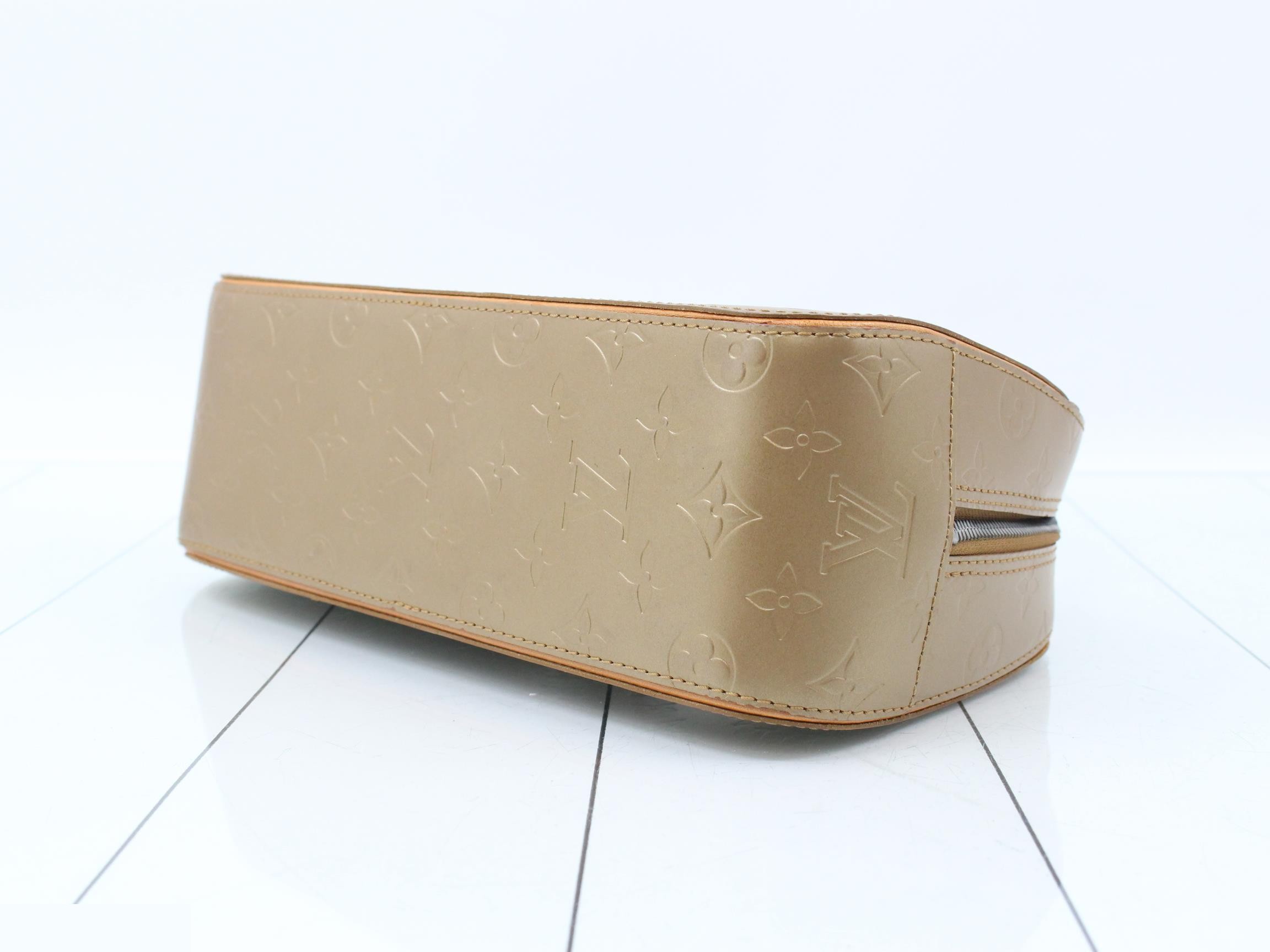 Monogram Matte Shelton MM Ambre (Amber, Old Gold) — view 6