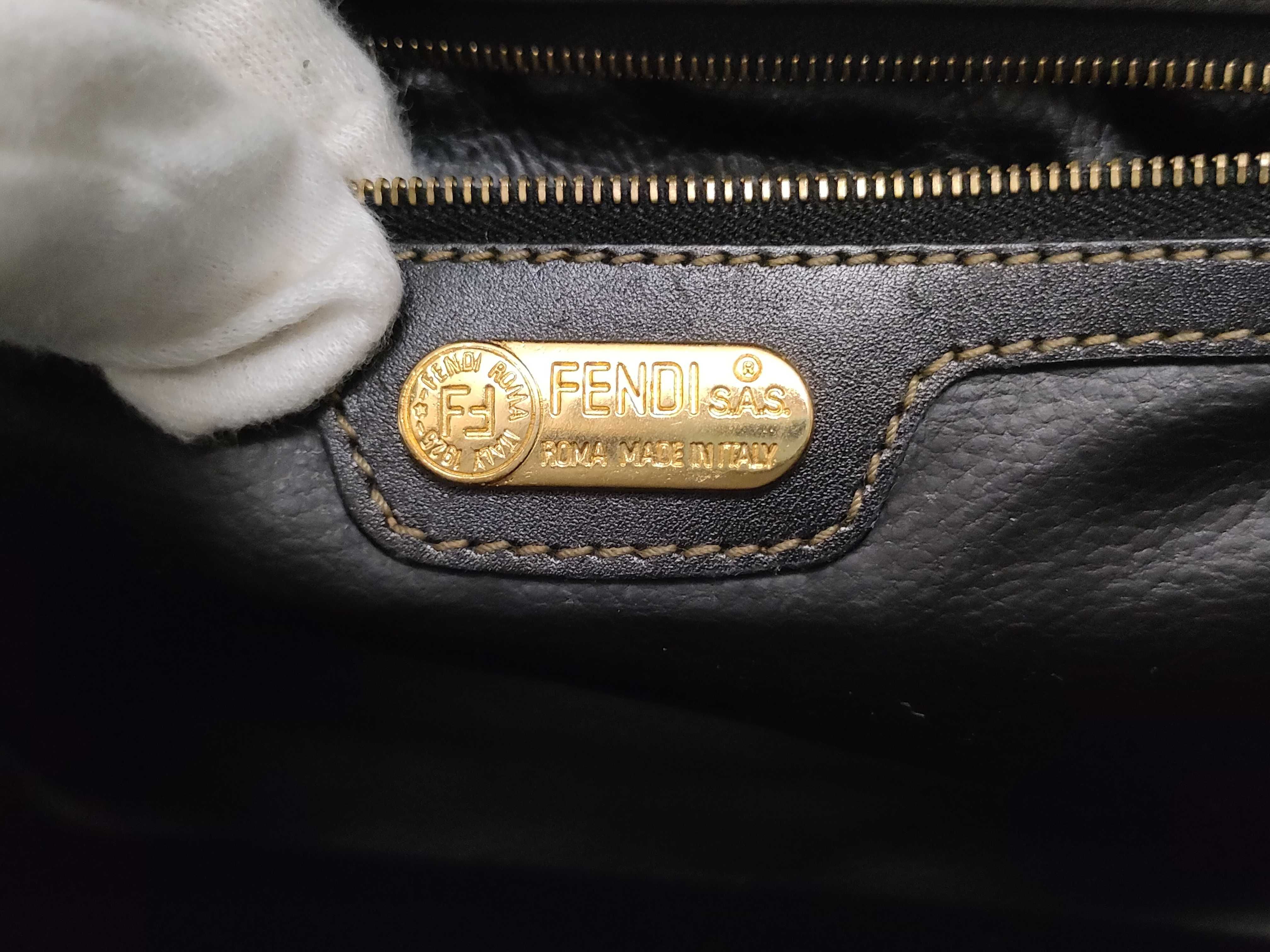 Pequin Pattern Leather PVC Embossed Logo Double Zipper Gold Hardware Shoulder Bag — view 13