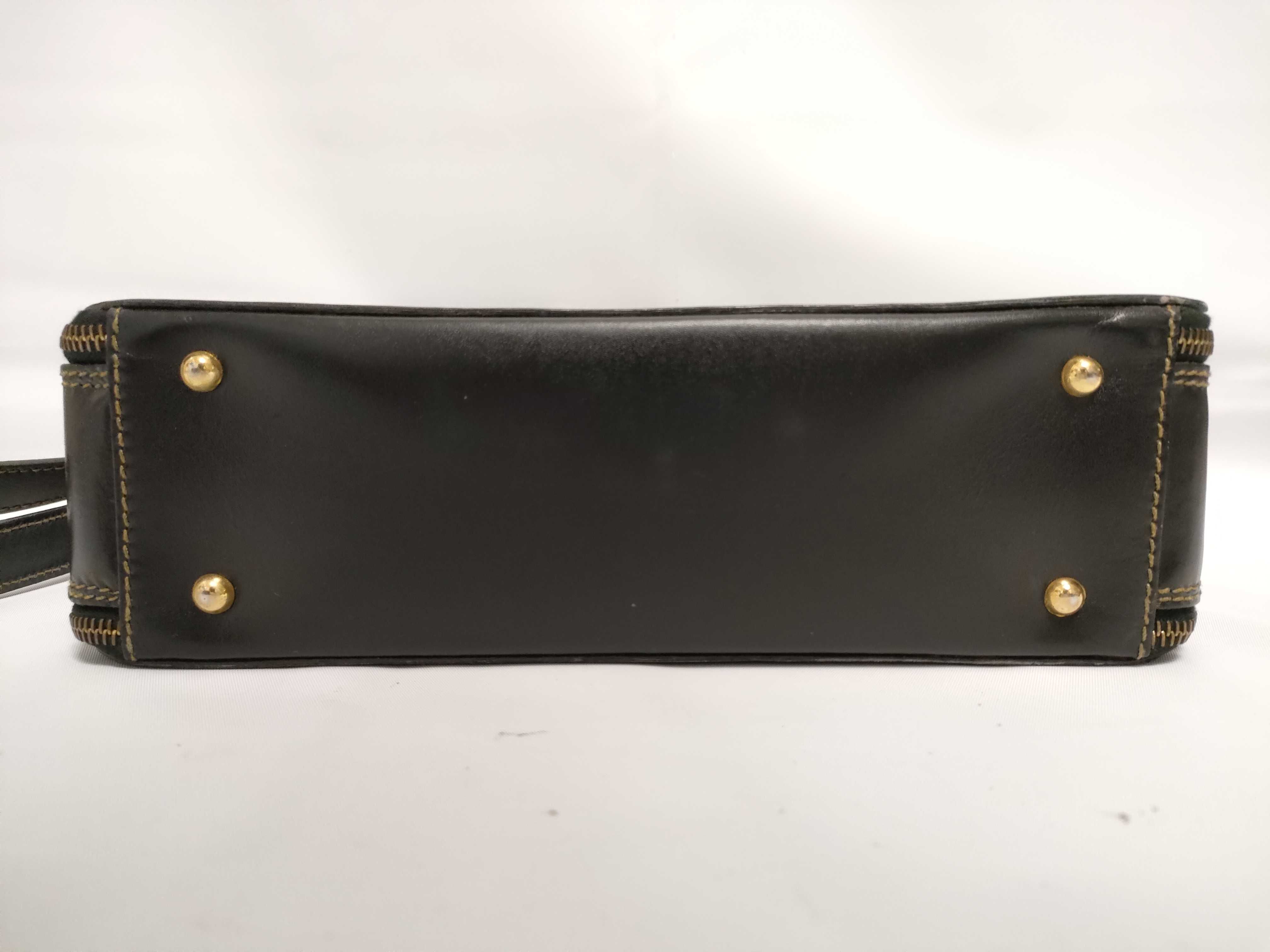 Pequin Pattern Leather PVC Embossed Logo Double Zipper Gold Hardware Shoulder Bag — view 3