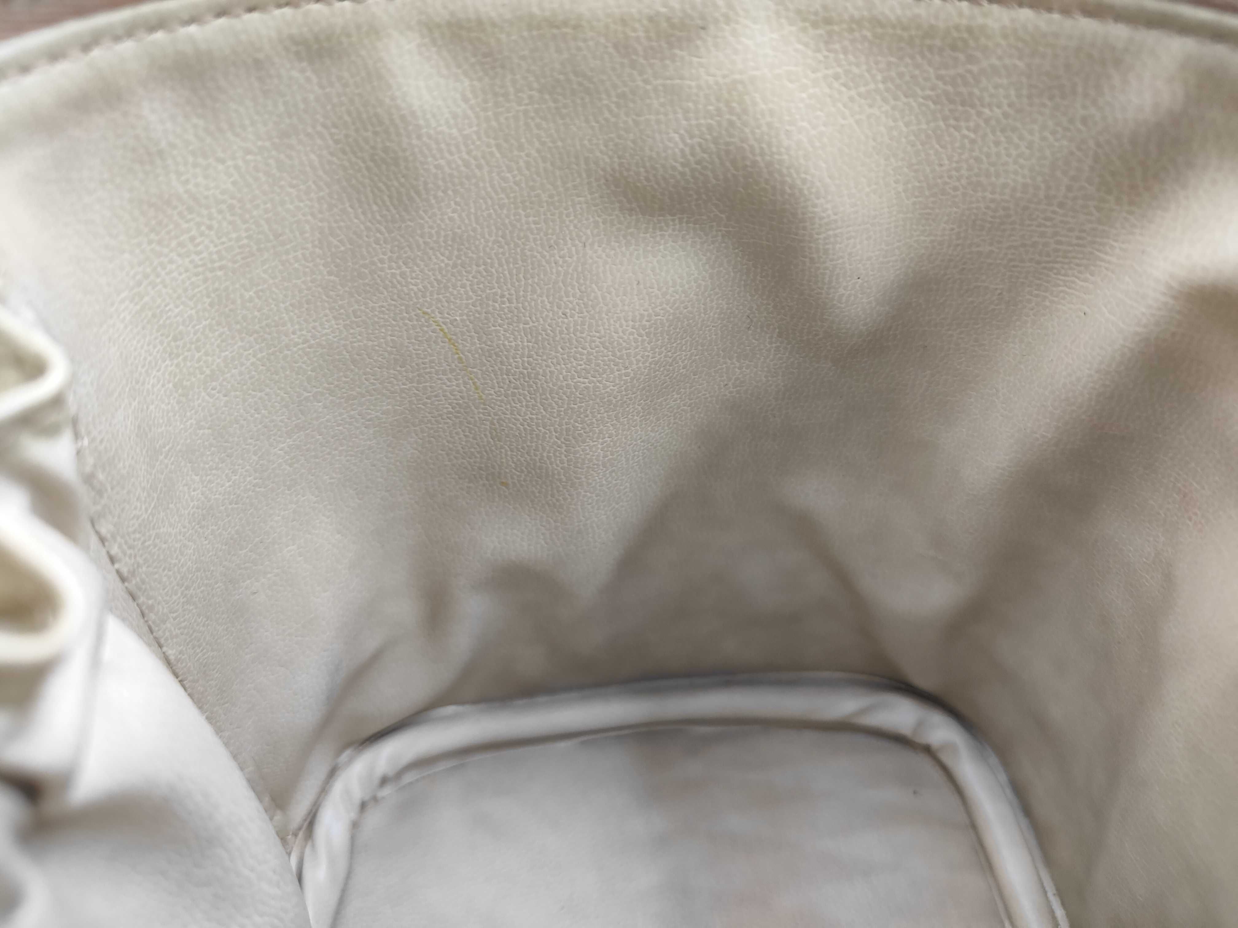 VN - Coco Mark Caviar Skin Vanity Bag Beige — view 13