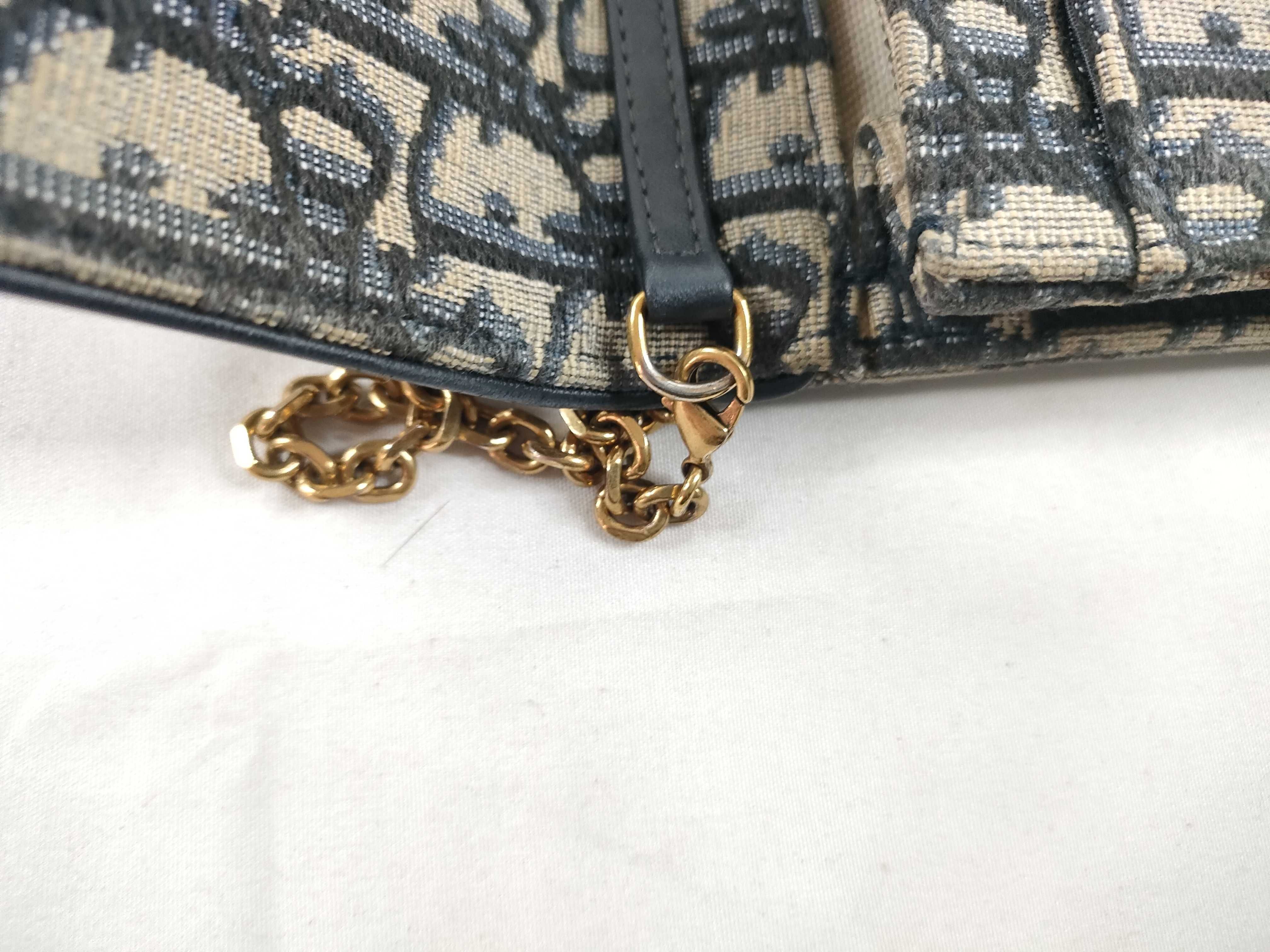 ID- Saddle Pouch with Chain Shoulder Bag — view 9