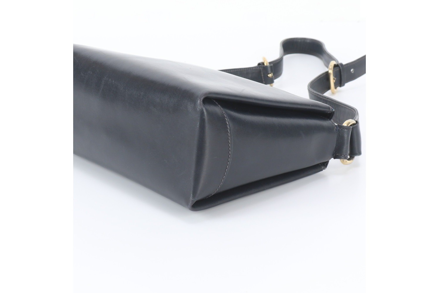 Turnlock Leather Shoulder Bag (Crossbody) — view 4