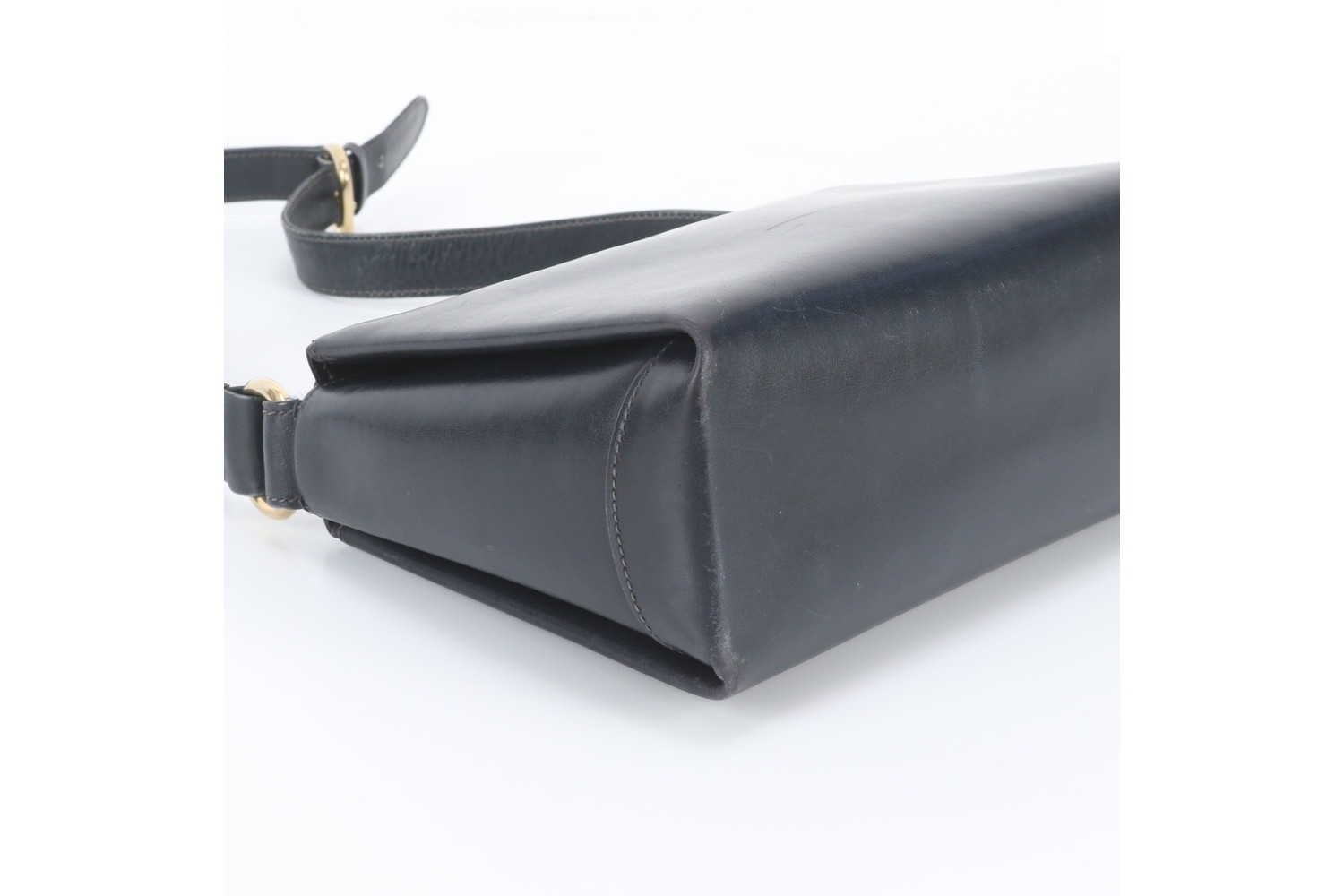 Turnlock Leather Shoulder Bag (Crossbody) — view 5