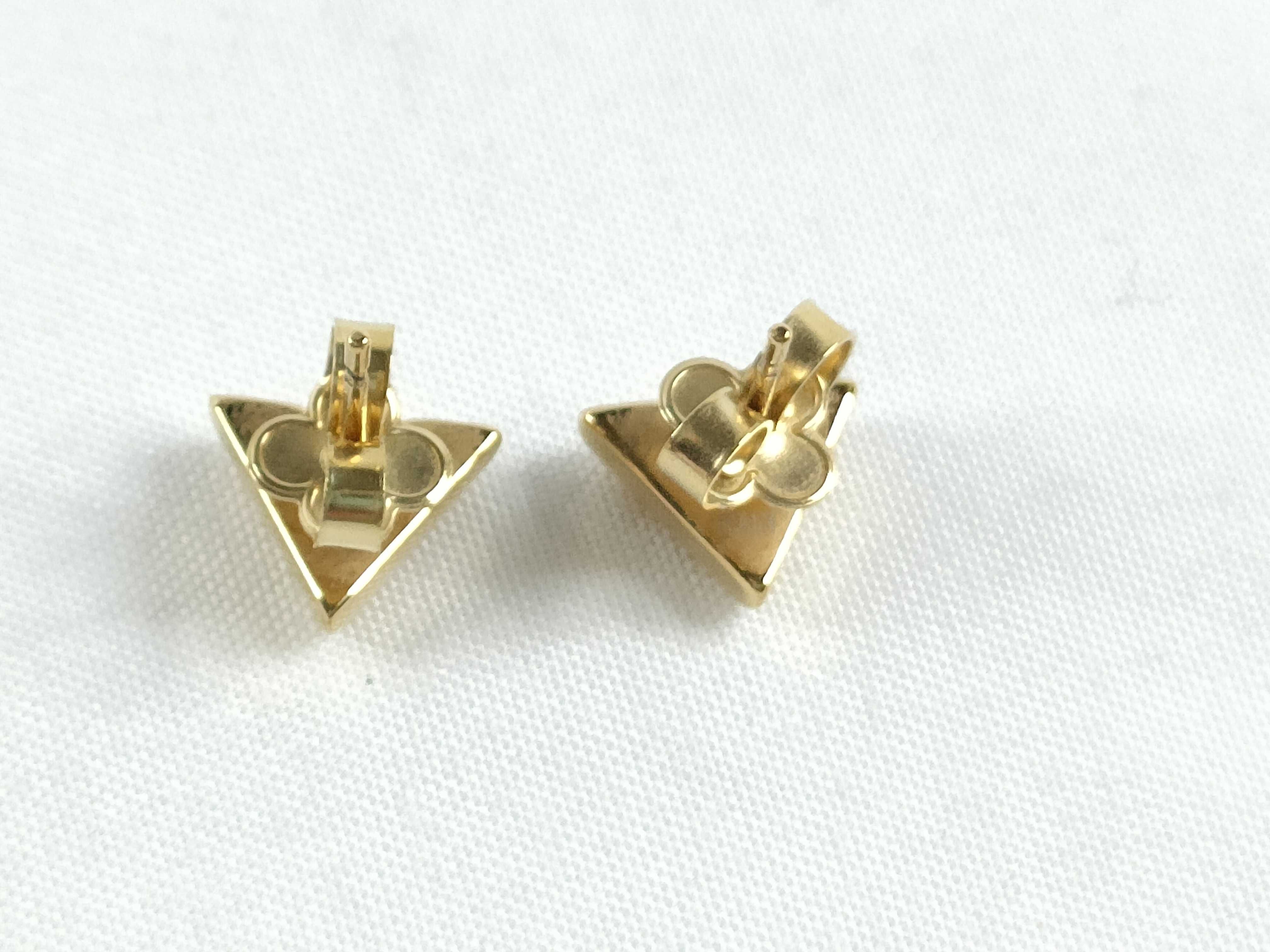 M68153 Brass Earrings - Essential V Earrings — view 2