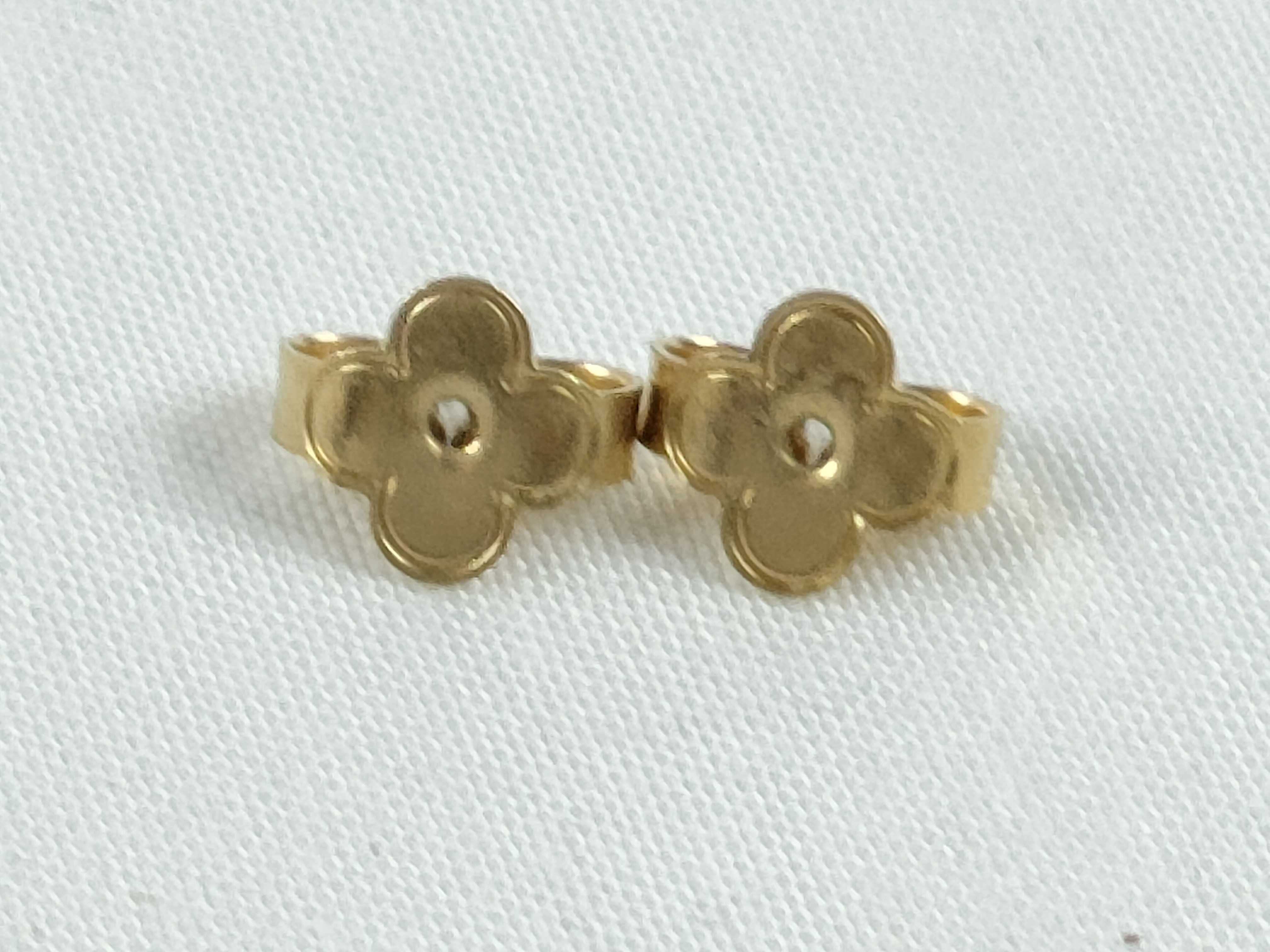 M68153 Brass Earrings - Essential V Earrings — view 11