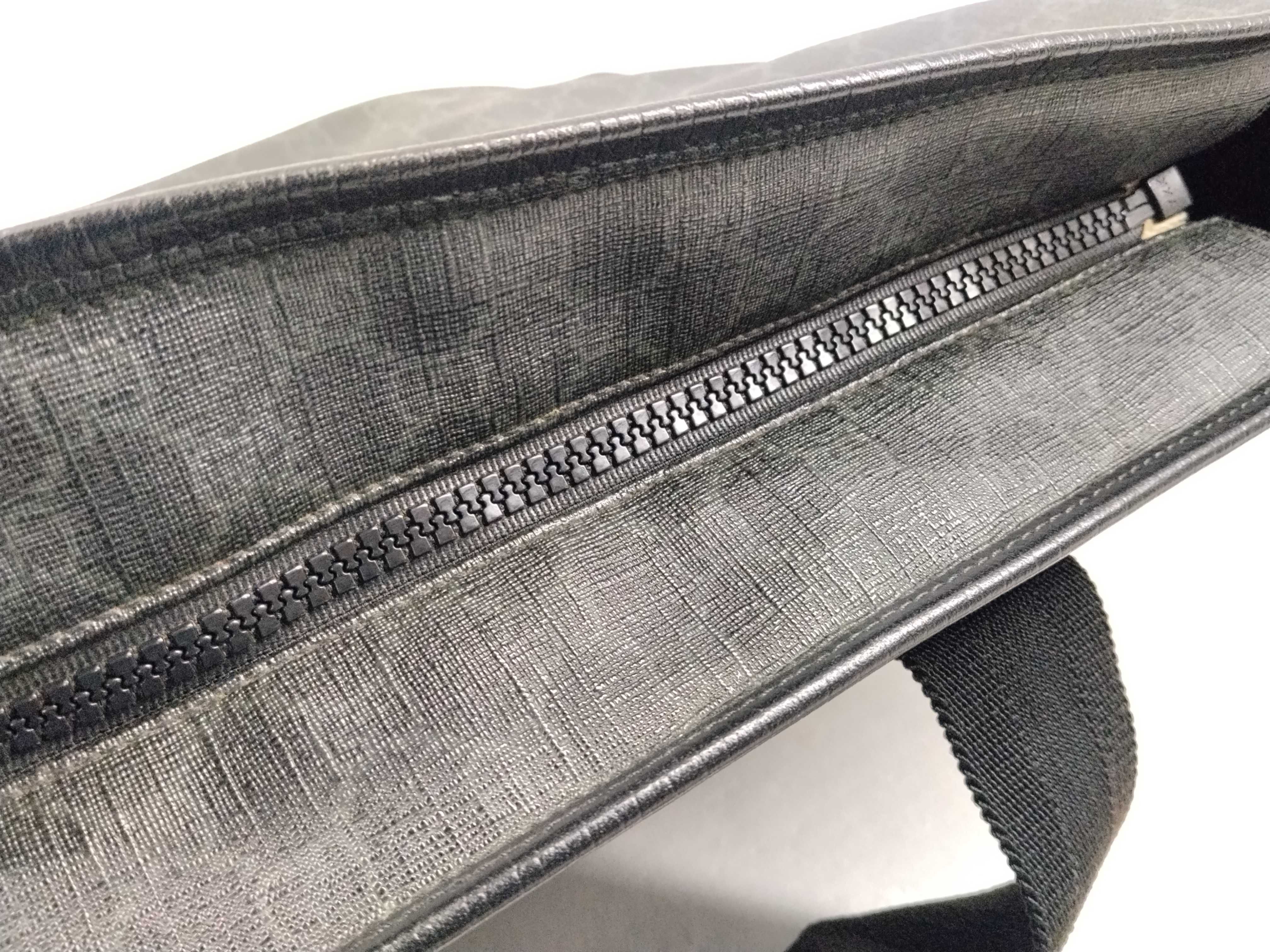 GG Supreme 2-way handbag — view 13