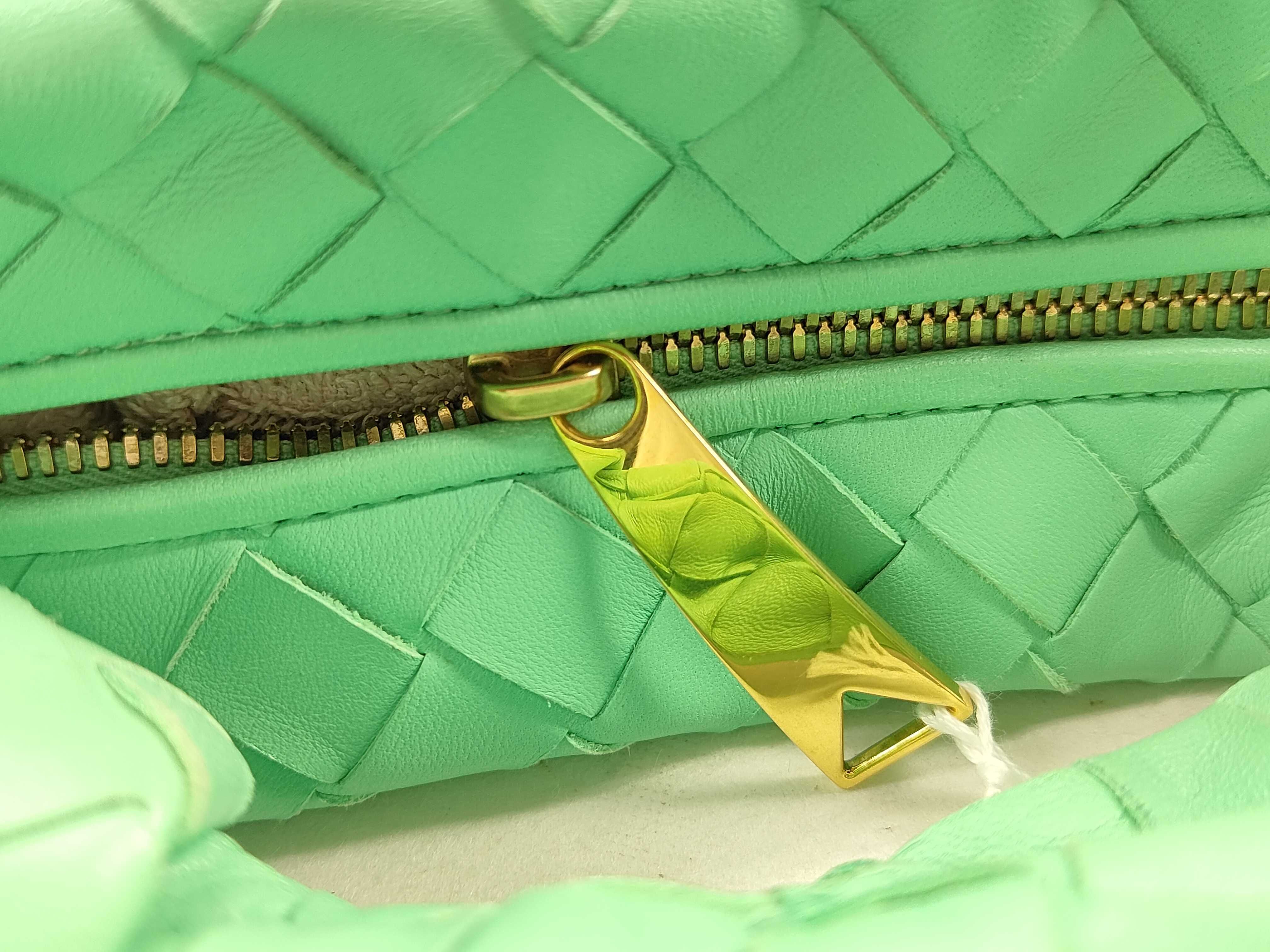 Intrecciato DU- Jodie Leather Handbag Green — view 9